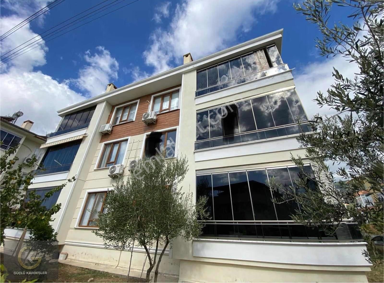 Güçlü Kardeşler Altınoluk Merkezde 2+1 Ara Kat Kelepir Daire - Görsel 3