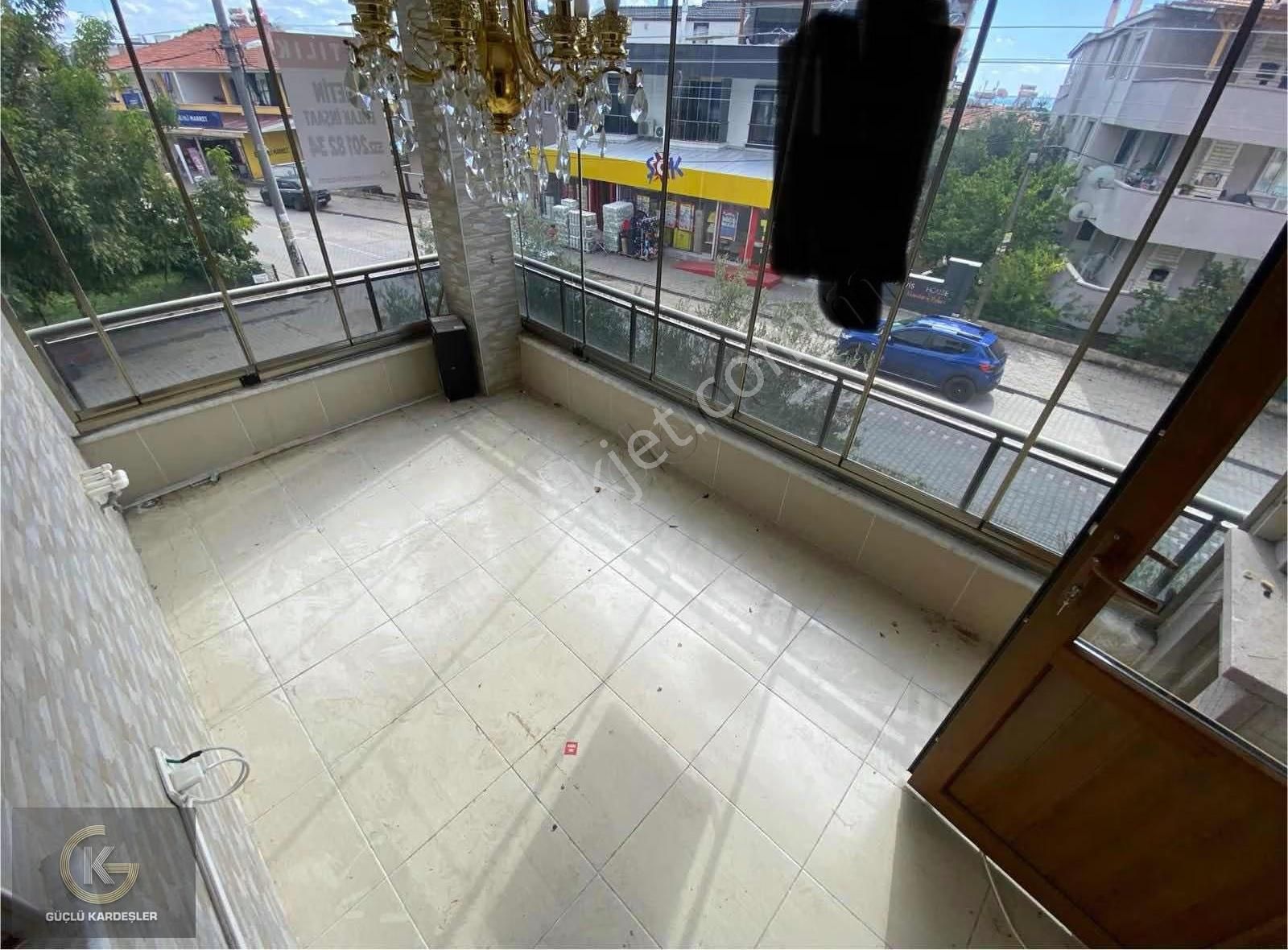 Güçlü Kardeşler Altınoluk Merkezde 2+1 Ara Kat Kelepir Daire - Görsel 11