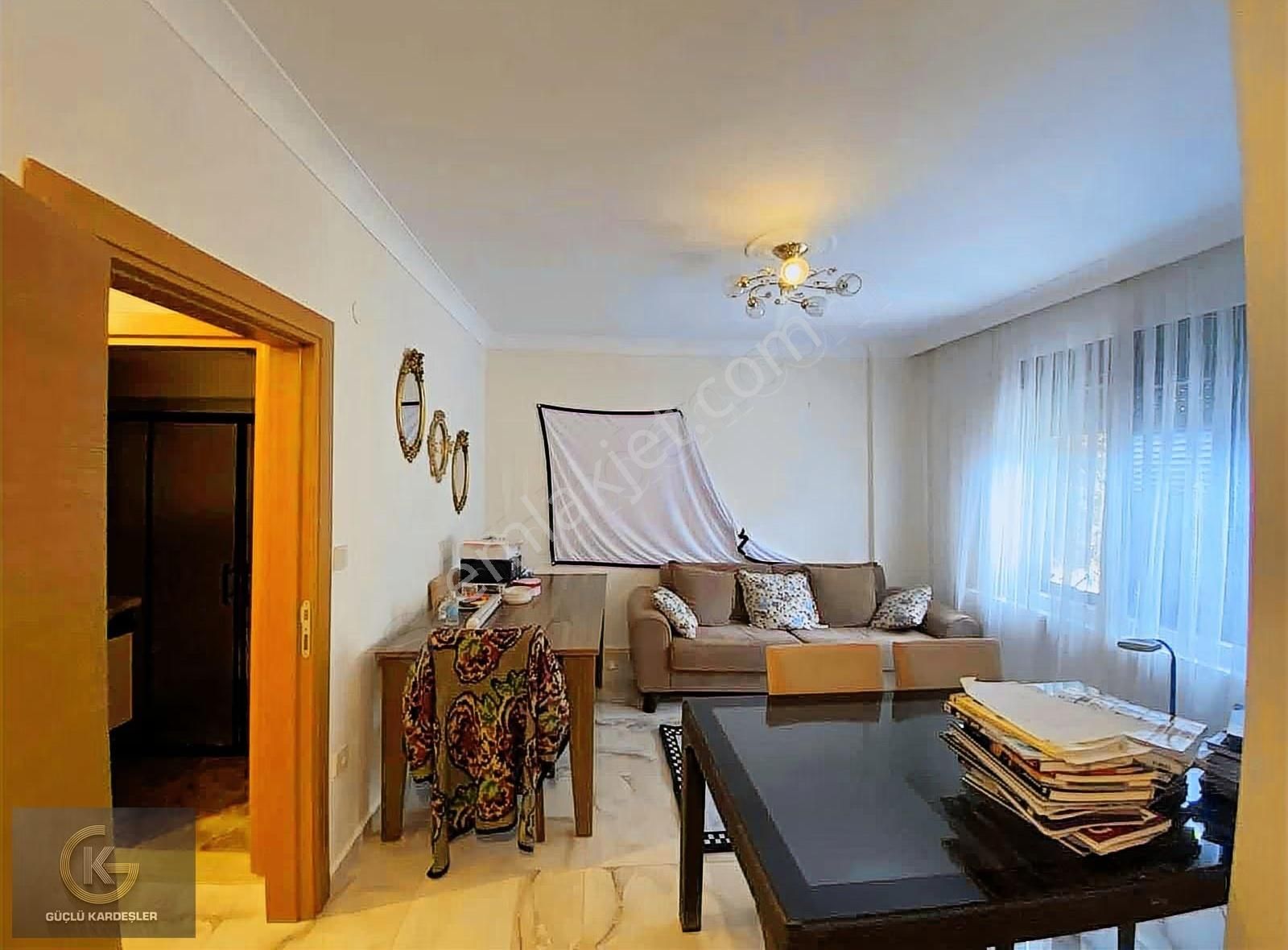 Güçlü Kardeşler Altınoluk Merkezde 300m2 Arsa İçerisinde Villa - Görsel 25