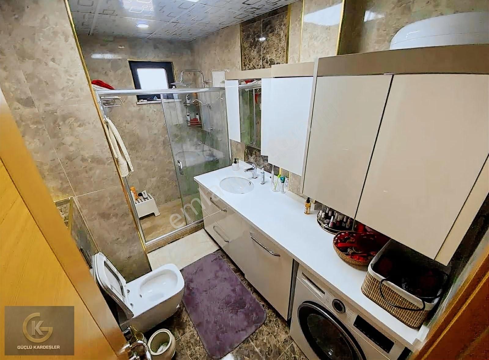 Güçlü Kardeşler Altınoluk Merkezde 300m2 Arsa İçerisinde Villa - Görsel 26