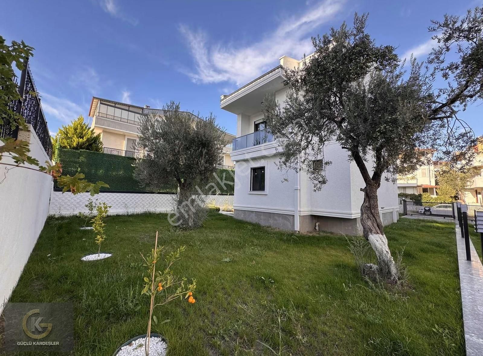 *güçlü Kardeşler* Altınolukta Deniz Manzaralı 5+1 Müstakil Villa - Görsel 15