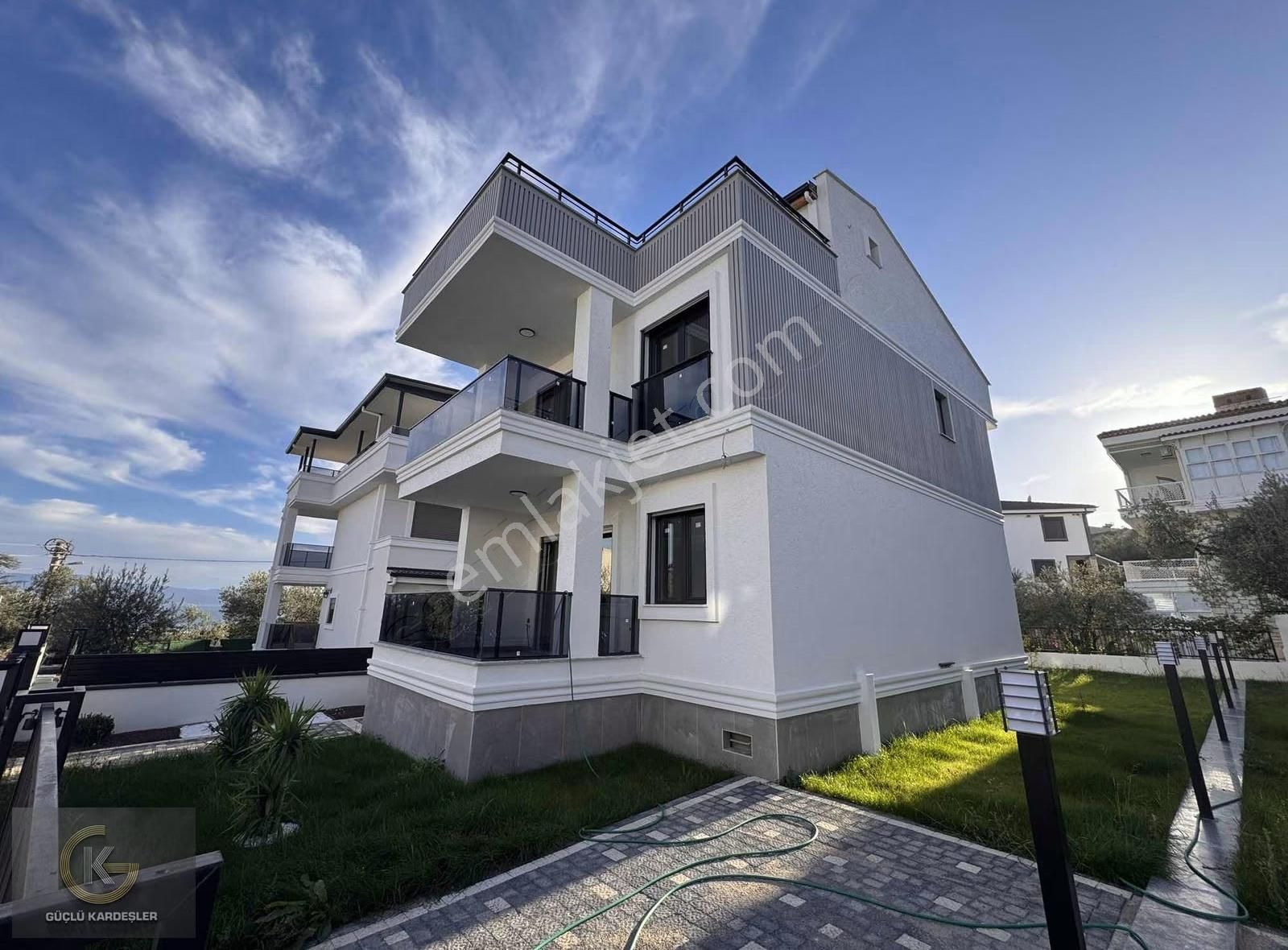 *güçlü Kardeşler* Altınolukta Deniz Manzaralı 5+1 Müstakil Villa - Görsel 17