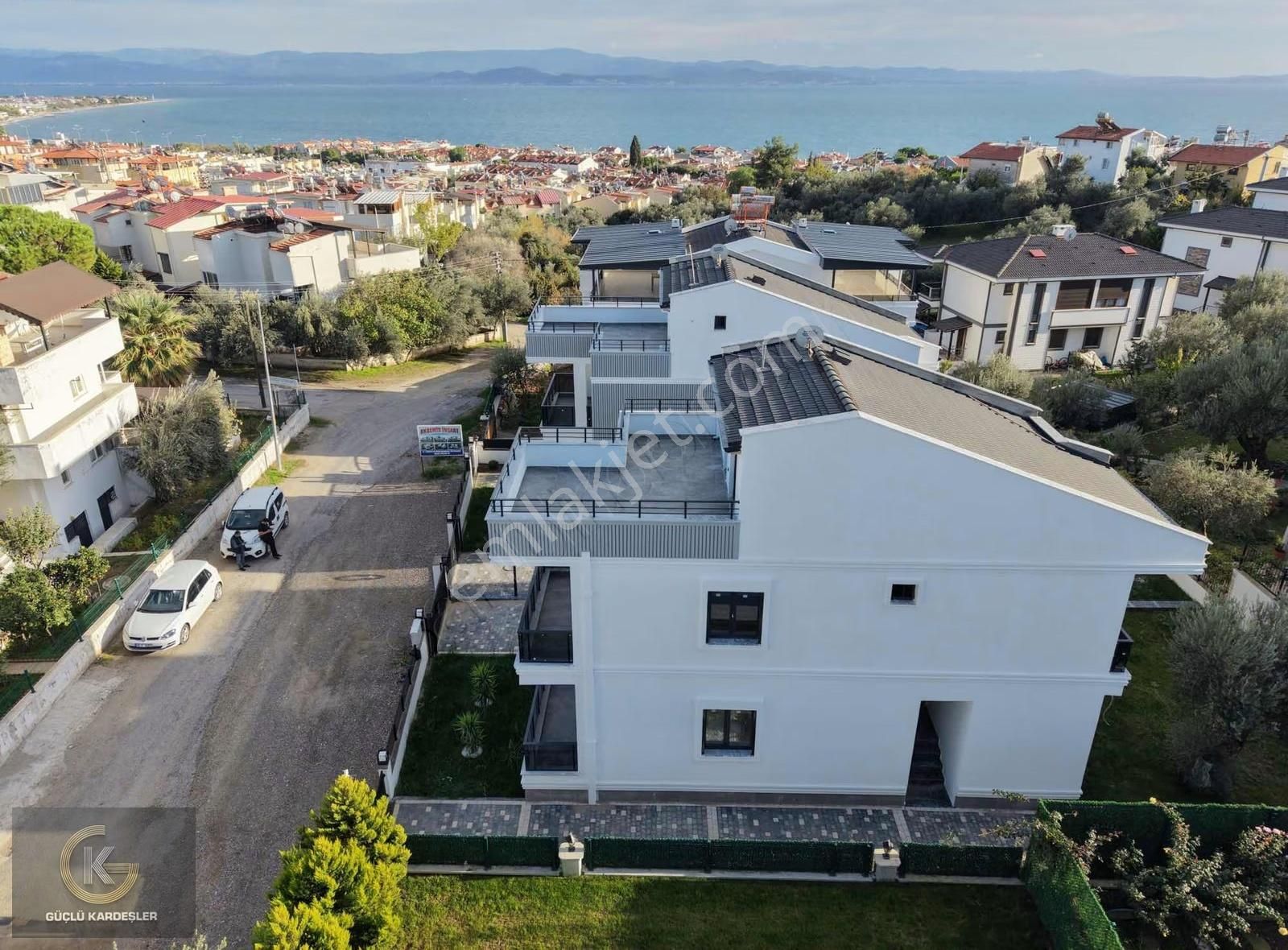 *güçlü Kardeşler* Altınolukta Deniz Manzaralı 5+1 Müstakil Villa - Görsel 2