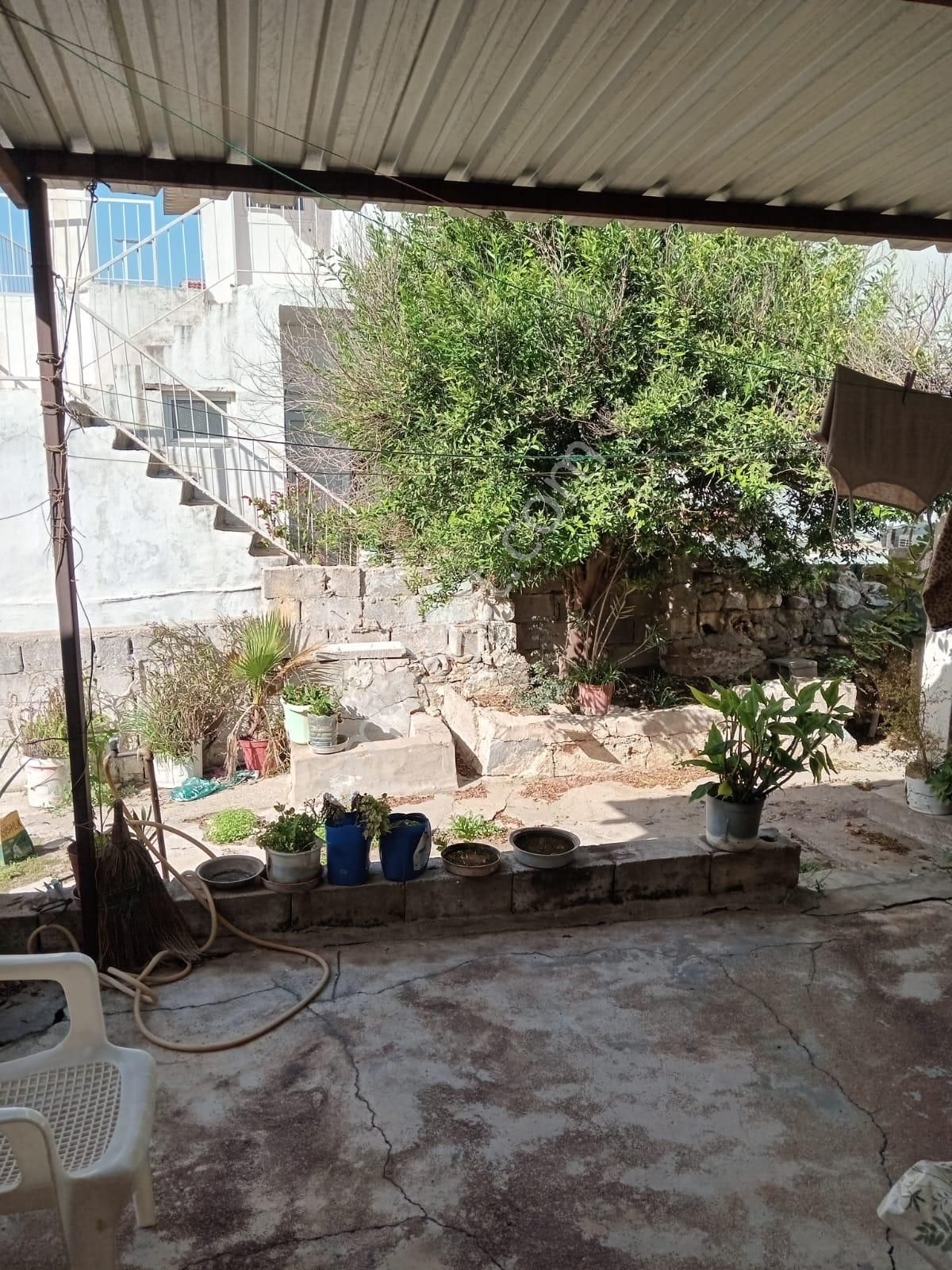 Şehrin Kalbinde, Müstakil Tapulu Bahçeli Ev, Arsa Payı 193 M2 - Görsel 3