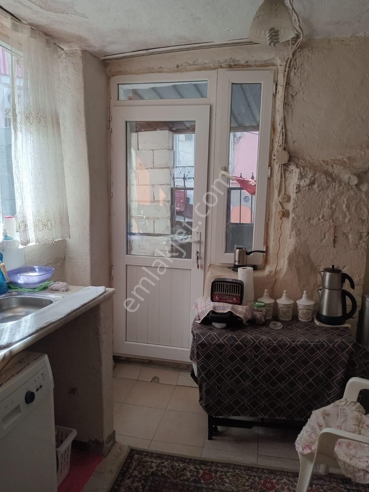 Şehrin Kalbinde, Müstakil Tapulu Bahçeli Ev, Arsa Payı 193 M2 - Görsel 11