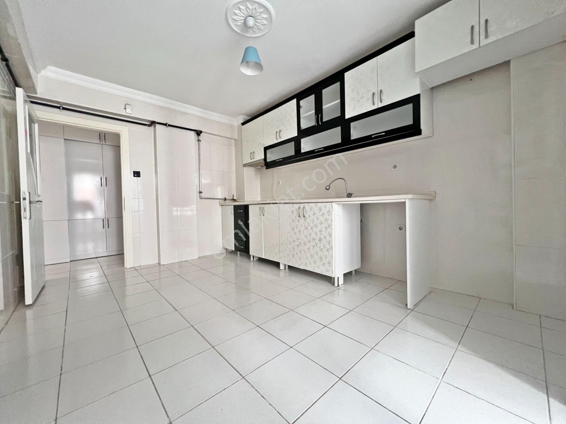 Sancaktepe Mah. Ara Katta Asansörlü 3+1 Yapılı Kiralık Daire!! - Görsel 5