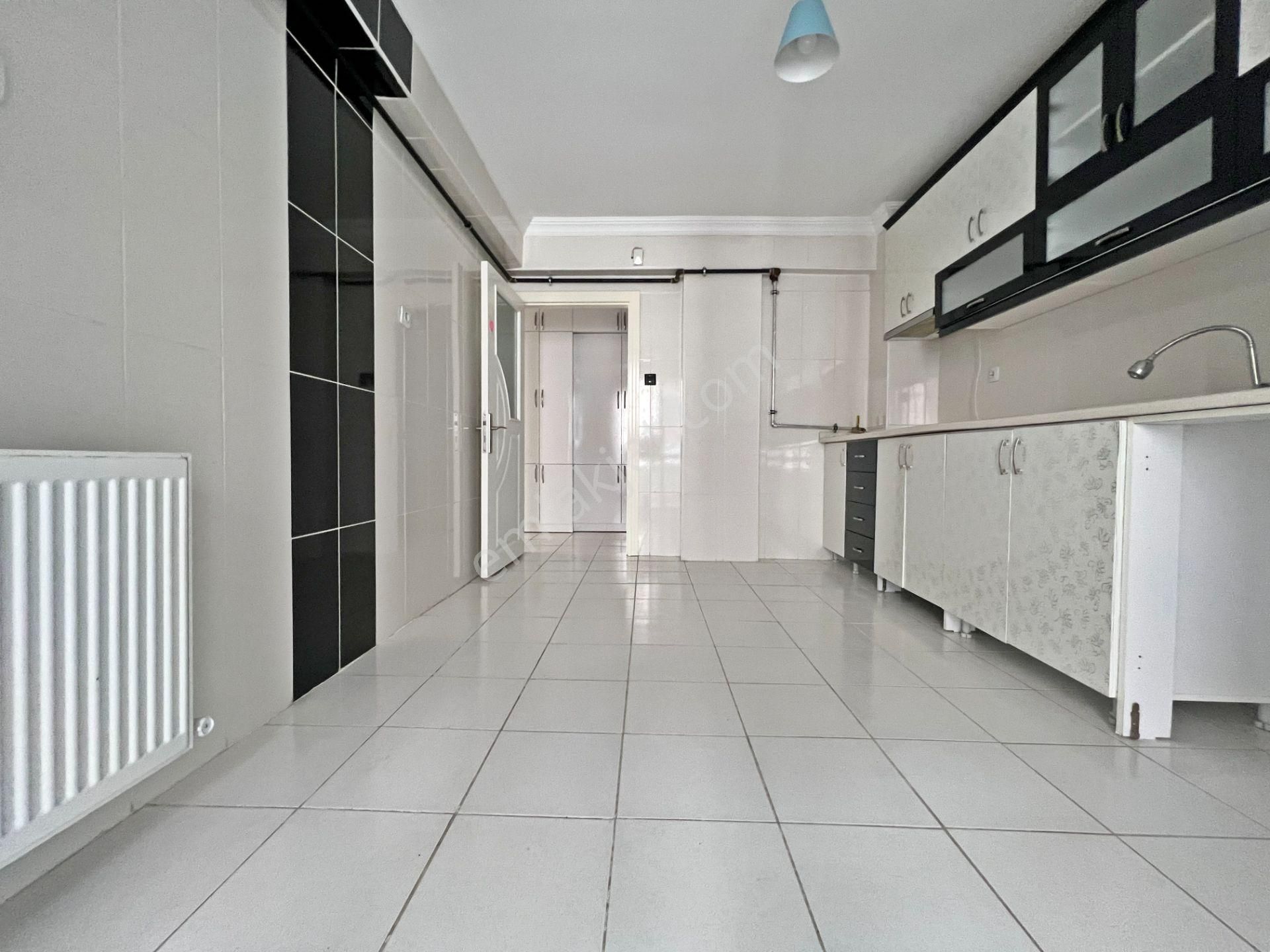 Sancaktepe Mah. Ara Katta Asansörlü 3+1 Yapılı Kiralık Daire!! - Görsel 6