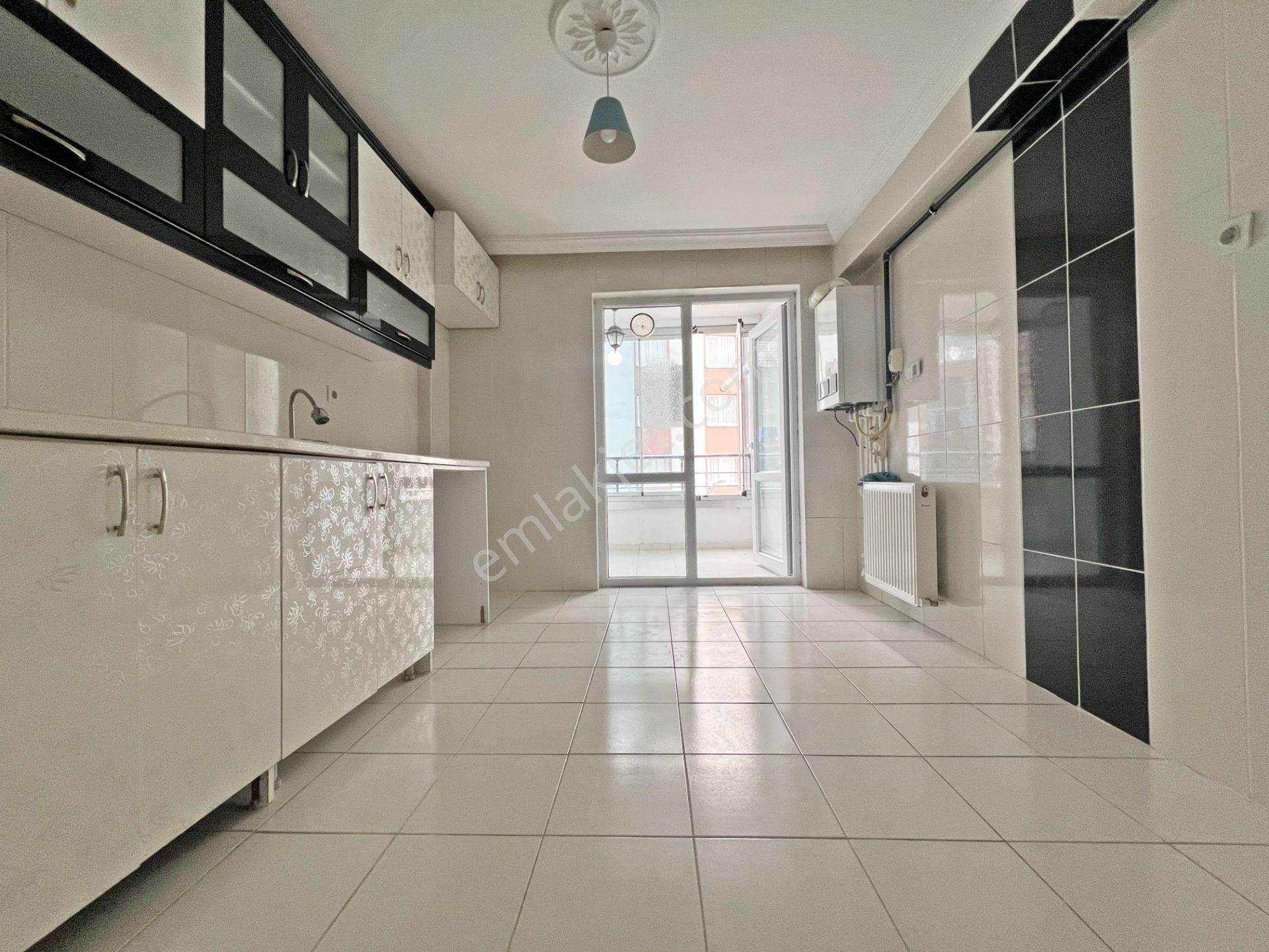 Sancaktepe Mah. Ara Katta Asansörlü 3+1 Yapılı Kiralık Daire!! - Görsel 3