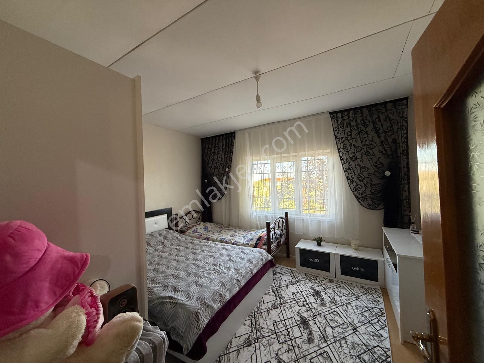 Rota’dan Yunak’ta Satılık 3+1 588m2 Müstakil Bahçeli Ev - Görsel 5