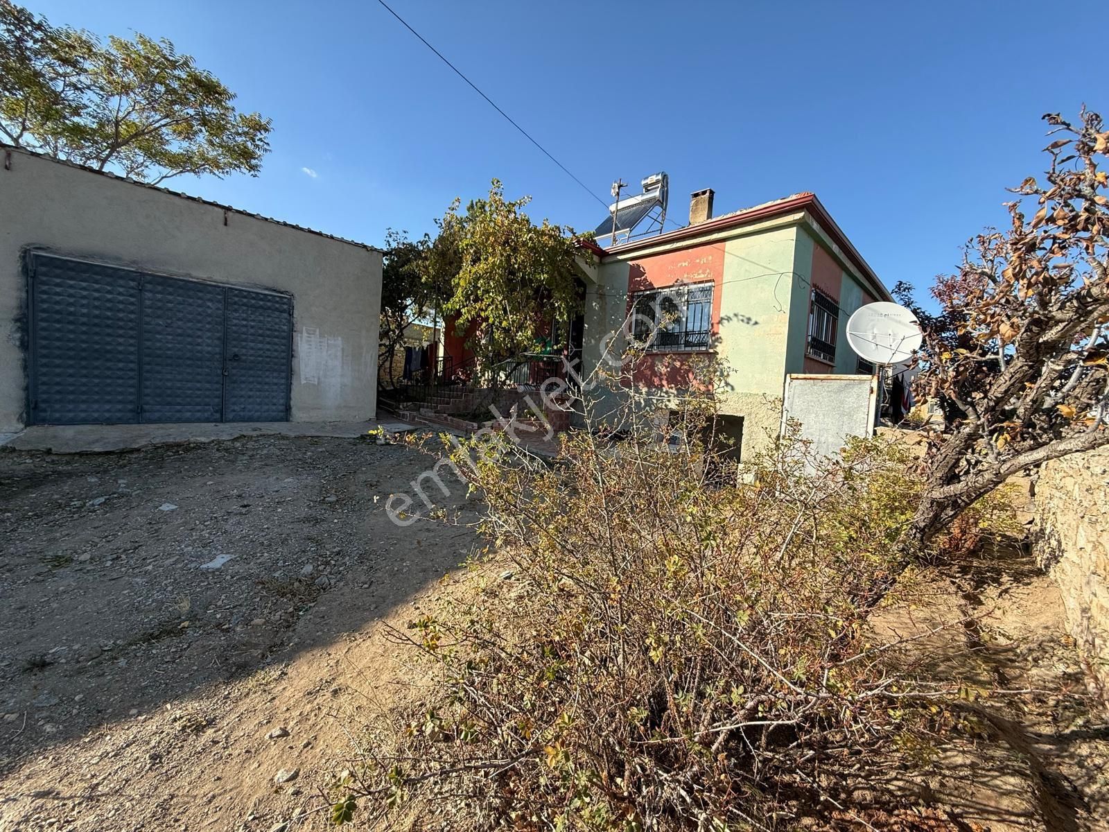 Rota’dan Yunak’ta Satılık 3+1 588m2 Müstakil Bahçeli Ev - Görsel 13