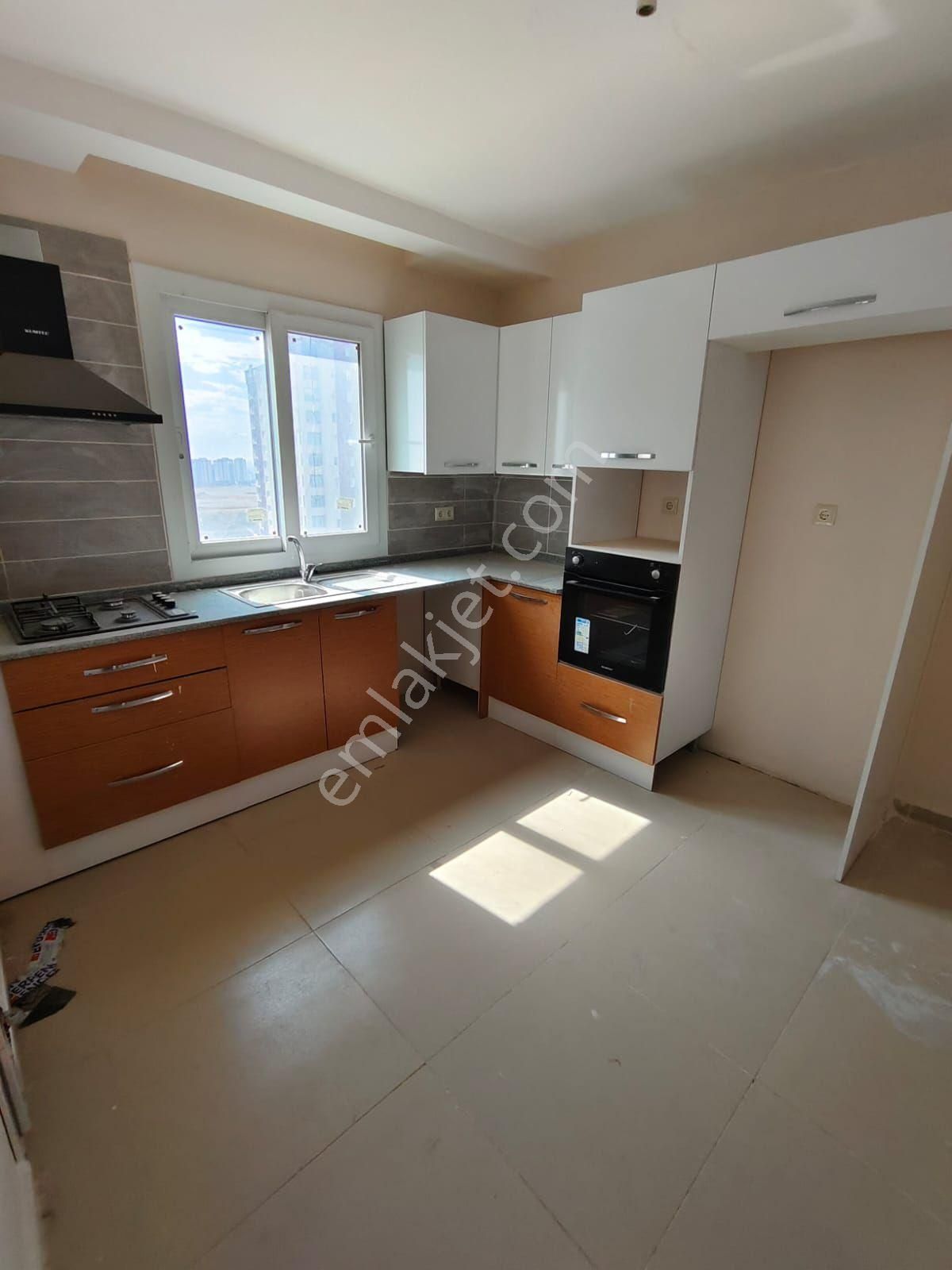 Gültepede Havuzlu Site İçinde 2+1 Süper Daire - Görsel 28