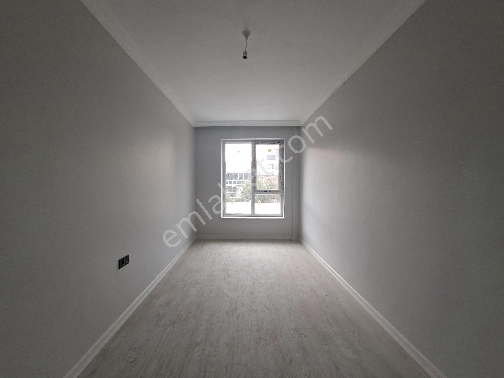 Recep Ümit Emlak'tan Muttalip Caddesi Yakınında Satılık Ebeveyn Banyolu 1+1 Ferah Daire - Görsel 12