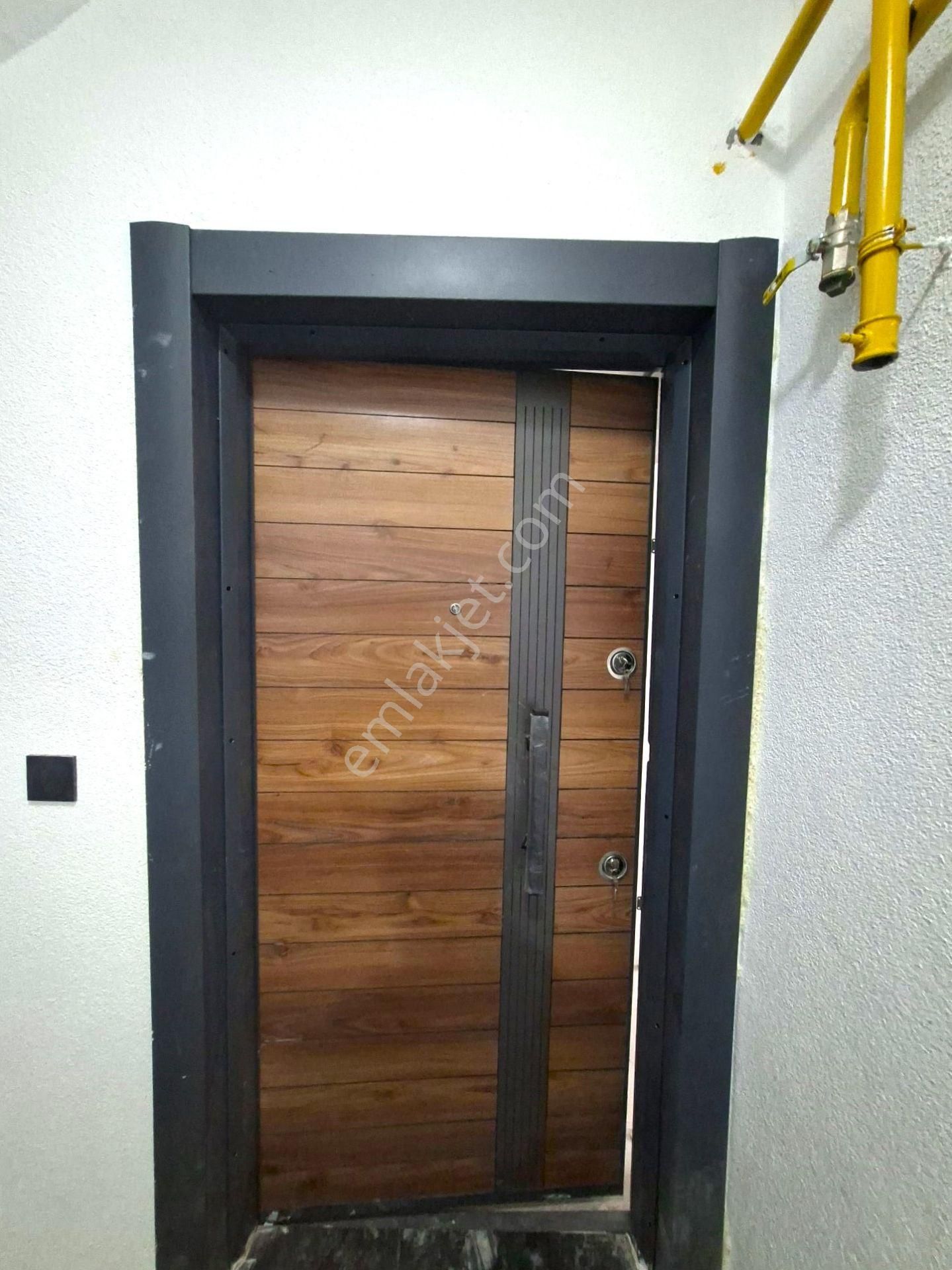 Recep Ümit Emlak'tan Muttalip Caddesi Yakınında Satılık Ebeveyn Banyolu 1+1 Ferah Daire - Görsel 18