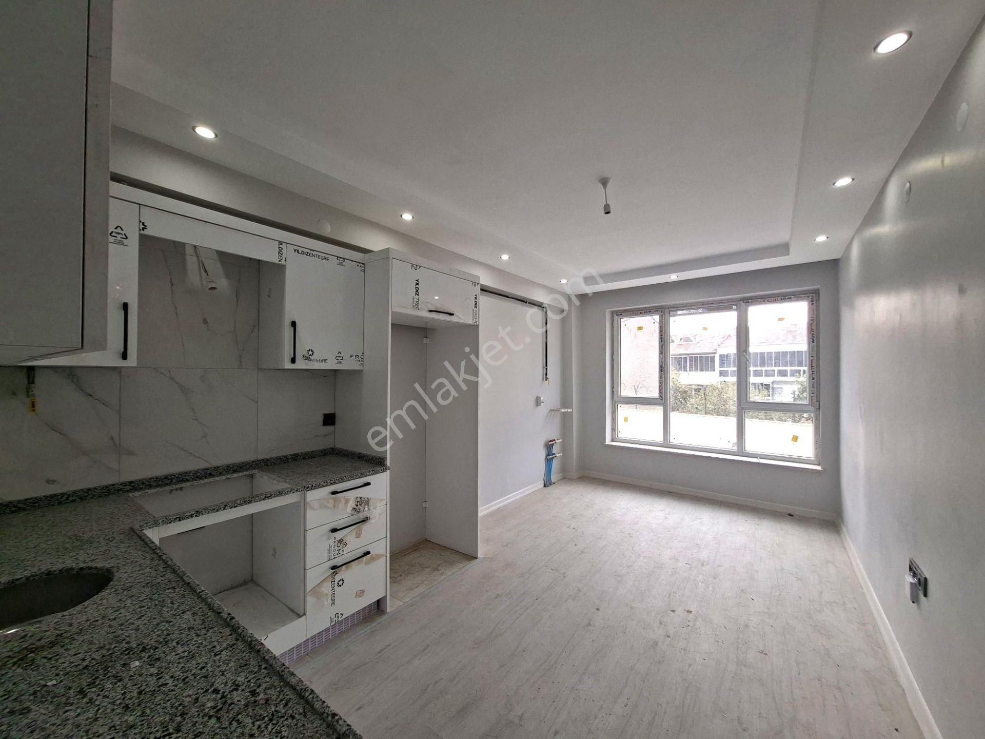 Recep Ümit Emlak'tan Muttalip Caddesi Yakınında Satılık Ebeveyn Banyolu 1+1 Ferah Daire - Görsel 4