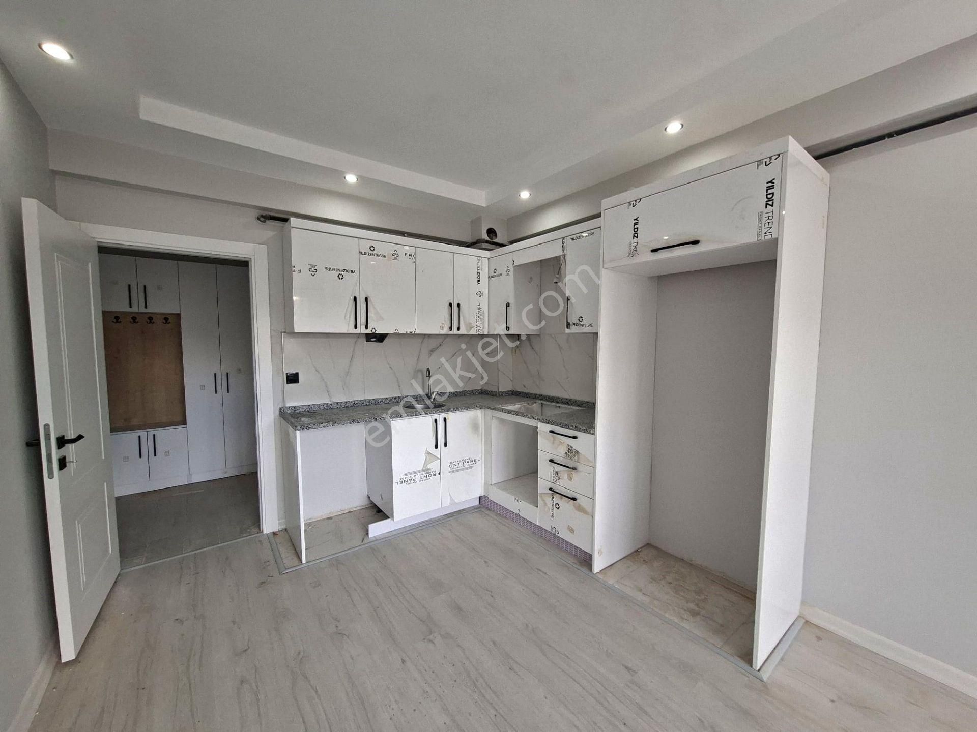 Recep Ümit Emlak'tan Muttalip Caddesi Yakınında Satılık Ebeveyn Banyolu 1+1 Ferah Daire - Görsel 5