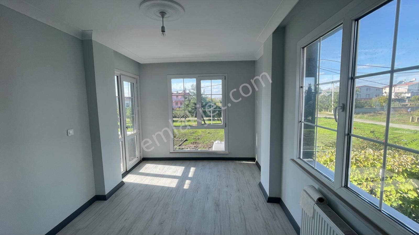 Yeniçiftlik Merkezi Konumda Kombi Petek Hazır 5+1 Müstakil Villa - Görsel 23