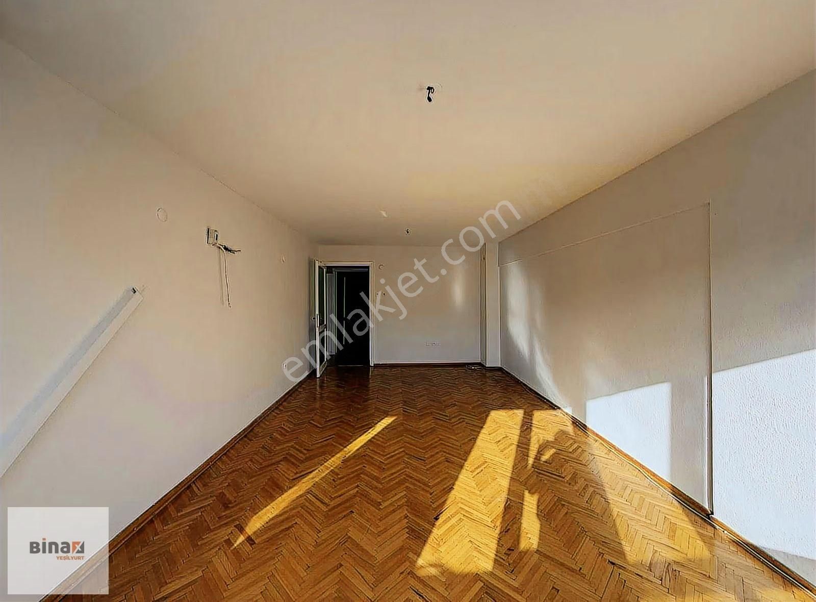 Fahrettin Altay Meydanı Yakını 3+1 Satılık Daire - Görsel 3