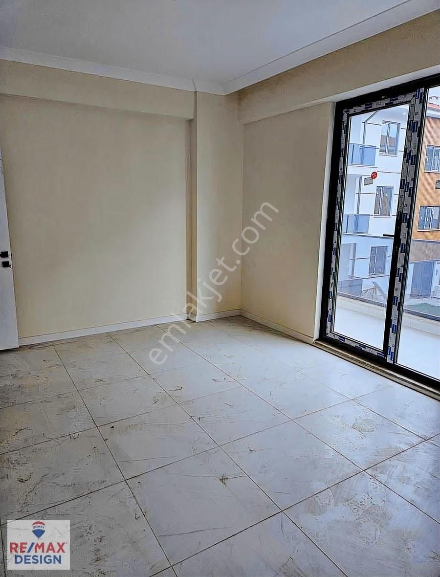 Remax Design Arifiyede Satılık 2+1 Daire - Görsel 5