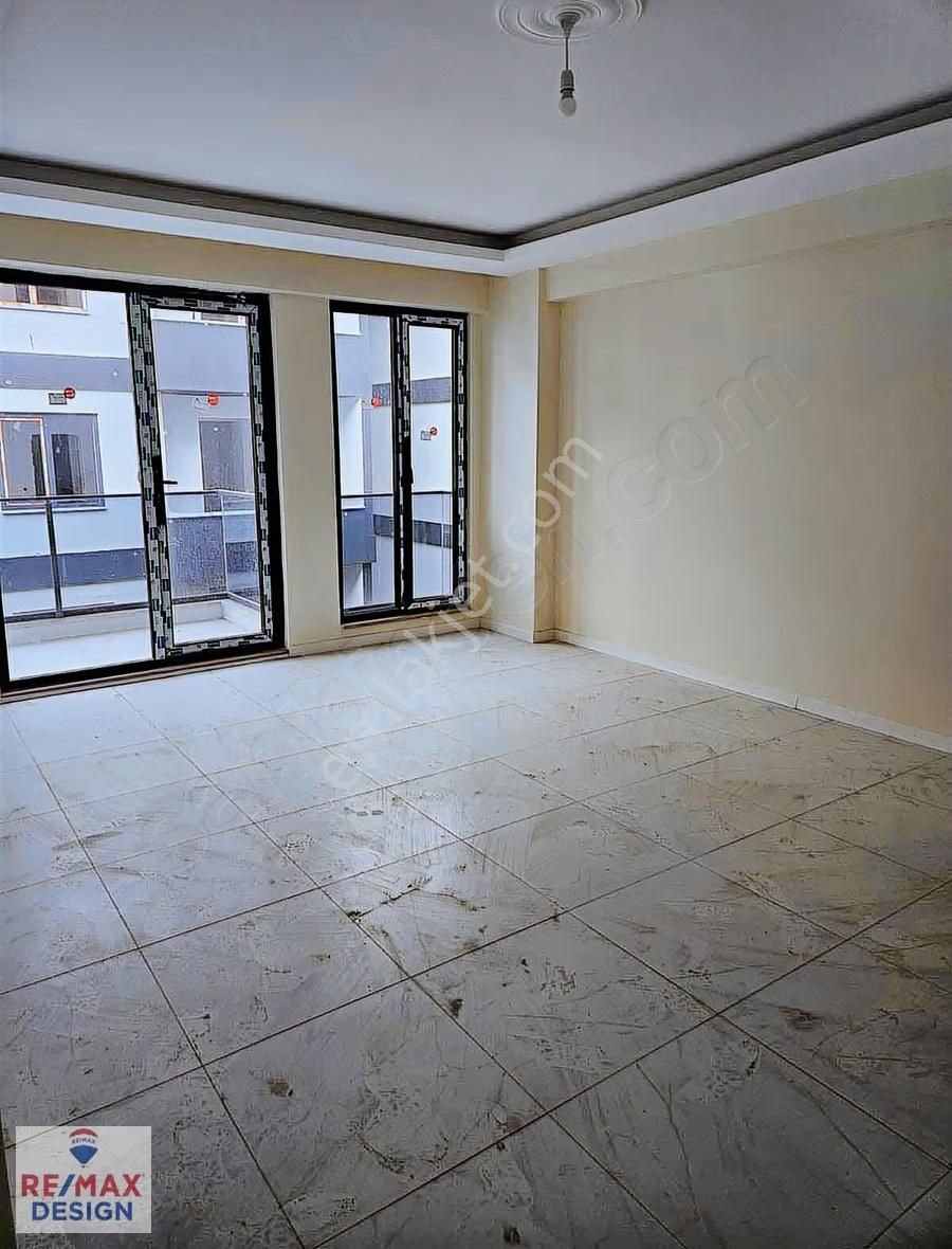 Remax Design Arifiyede Satılık 3+1 Daire - Görsel 11