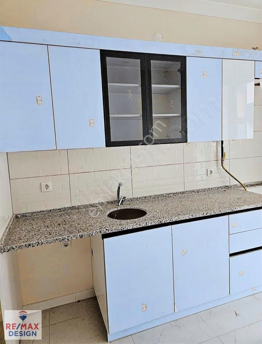 Remax Design Arifiyede Satılık 3+1 Daire - Görsel 8