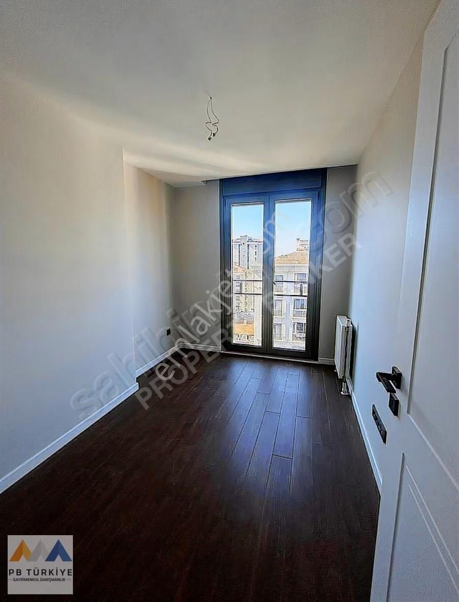 Bostancı Çatalçeşme'de Nezih Sitede Sıfır Satılık 3+1 Daire - Görsel 6