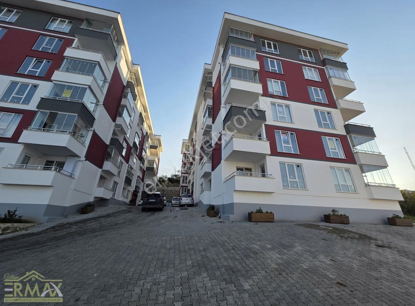 Ermax'dan Konaklar 1461 Evlerinde Satılık 1+1 Fırsat Daire - Görsel 2