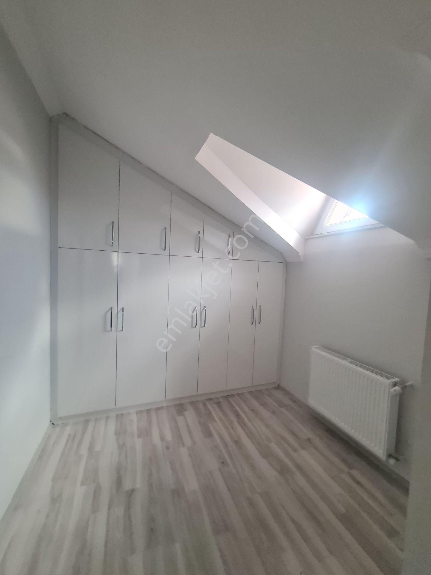 Kabze Emlaktan Sivas Hamza Yerlikaya Caddesi Üzeri Satılık Daire..!! - Görsel 12
