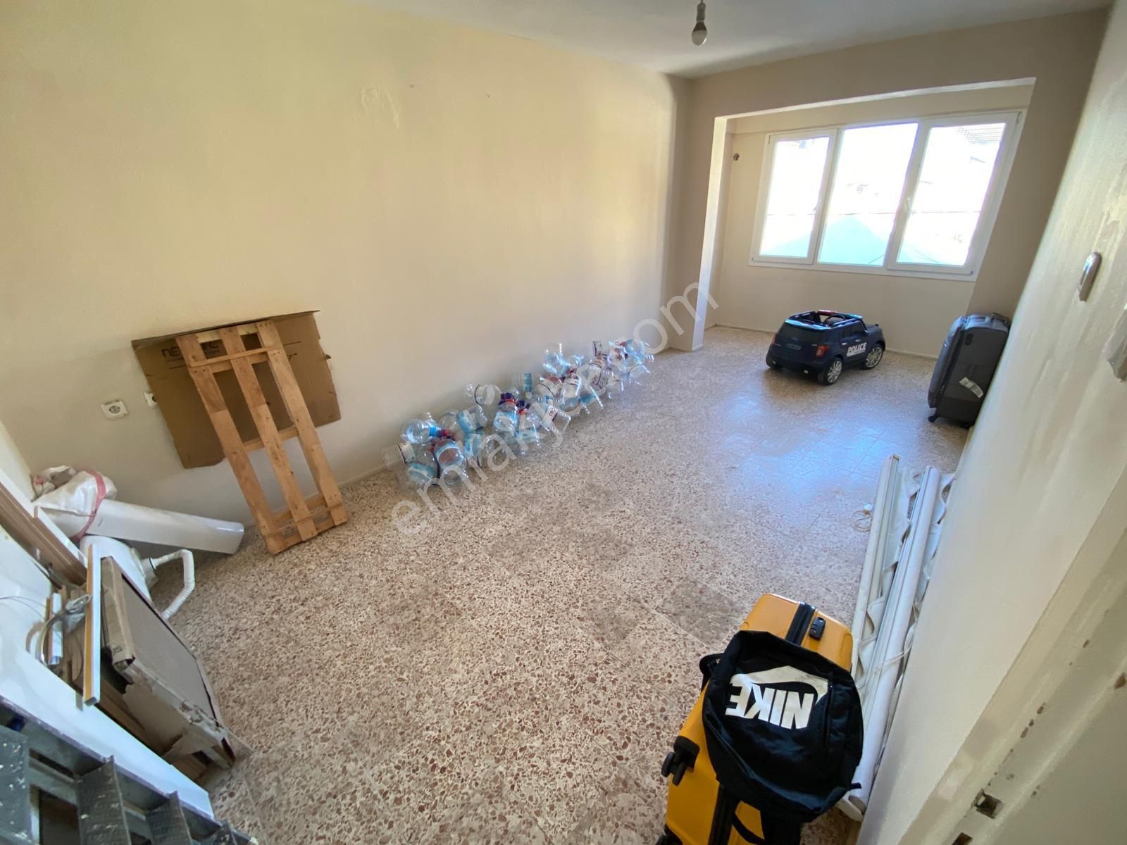 Konak Mehtap Mahallesinde 2+1 90m2 Ayrı Mutfak Arakat Kiralık Daire - Görsel 12