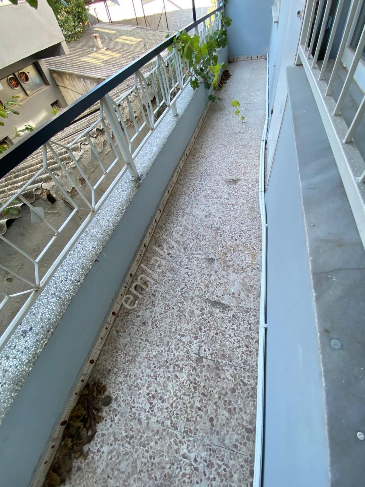 Konak Mehtap Mahallesinde 2+1 90m2 Ayrı Mutfak Arakat Kiralık Daire - Görsel 23