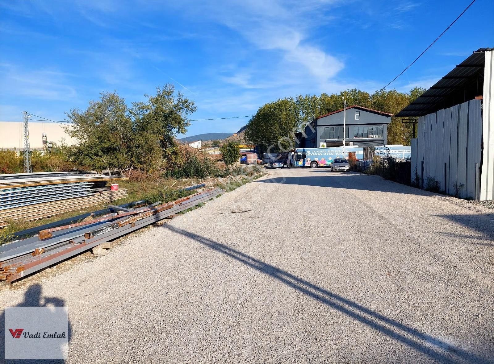Vadi Emlak'tan Sanayi Bölgesinde Satılık Ticari İmarlı Arsa - Görsel 9