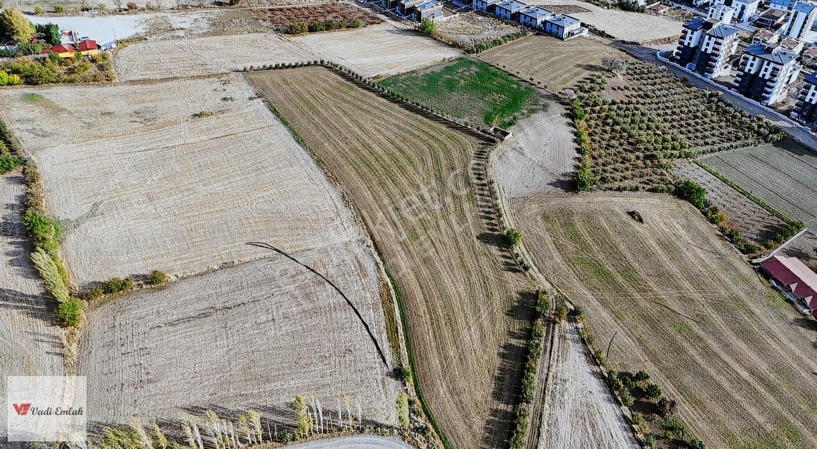 Vadi Emlaktan | Güneşli Mahallesinde 779 M² İmarlı Köşe Arsa - Görsel 9