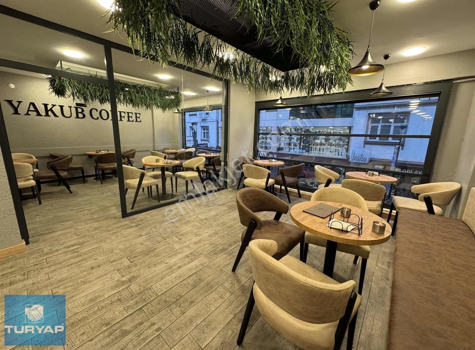 Zübeyde Hanım Caddesi (fidangör) Devren Kiralık İşyeri - Görsel 16