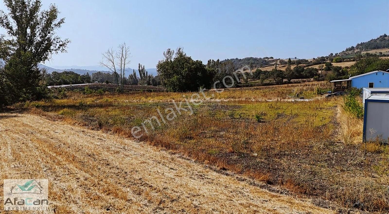 Balıkesir Gökköy Mah.de Elektrik, Su Ve Yolu Olan 3700m2 Bahçe!! - Görsel 3