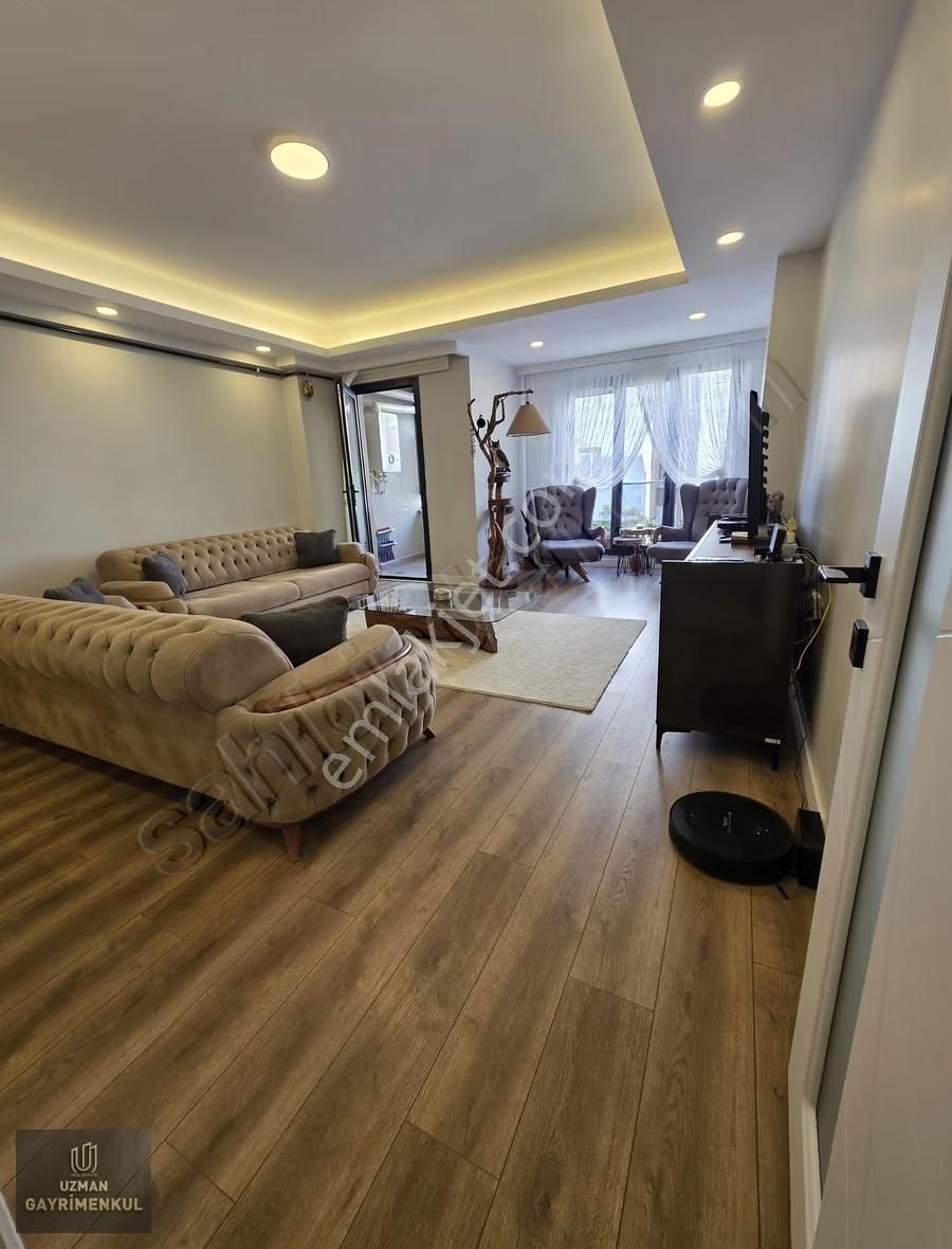 Avcılar Çidem Cd. İki Yıllık Bina Ön Cephe2+1 Satılılık Daire - Görsel 17