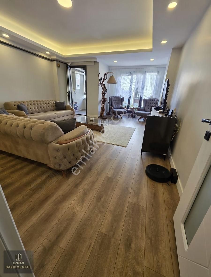 Avcılar Çidem Cd. İki Yıllık Bina Ön Cephe2+1 Satılılık Daire - Görsel 8