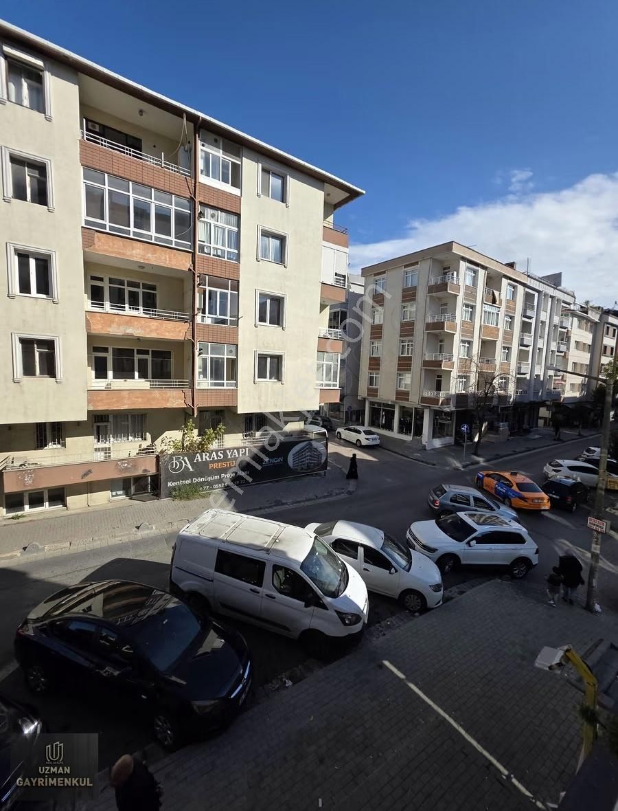 Avcılar Çidem Cd. İki Yıllık Bina Ön Cephe2+1 Satılılık Daire - Görsel 5