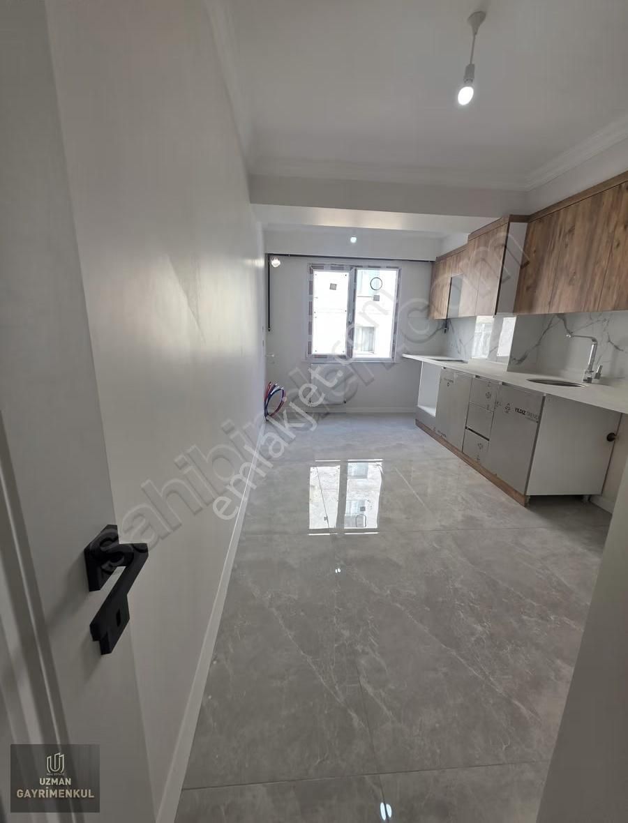 Uzman Dan Avcılar Cihangir Mh. Merkezi Konumunda Sıfır Bina 2+1 - Görsel 9