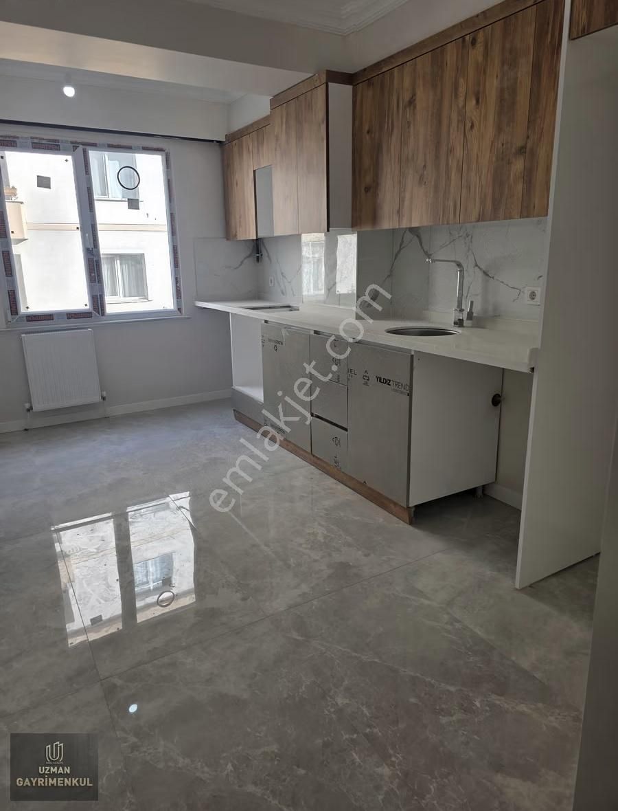Uzman Dan Avcılar Cihangir Mh. Merkezi Konumunda Sıfır Bina 2+1 - Görsel 6