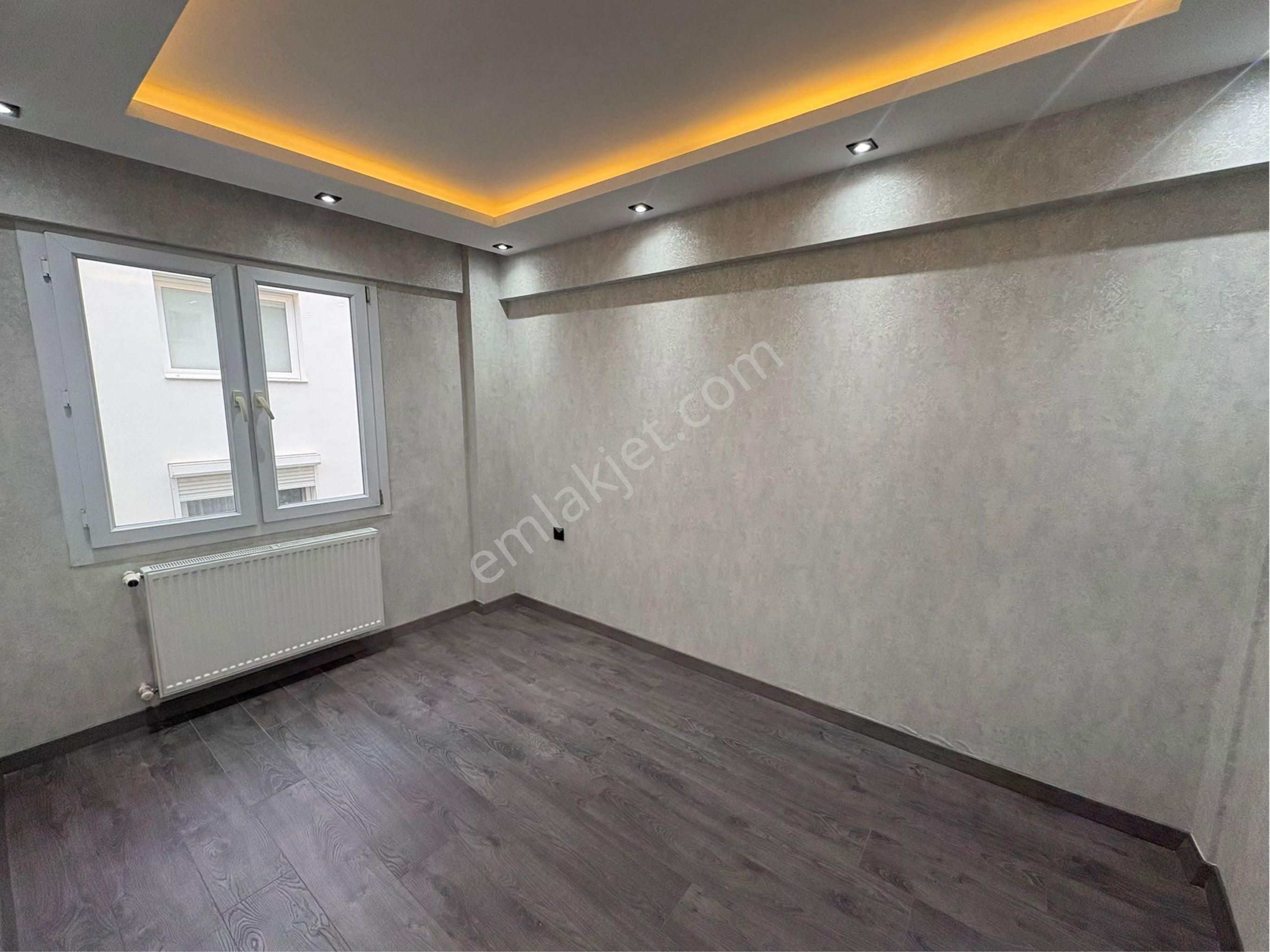 Turyaptan Balçova Merkezde Tamamen Yenilenmiş 3+1 Lüks Daire - Görsel 15