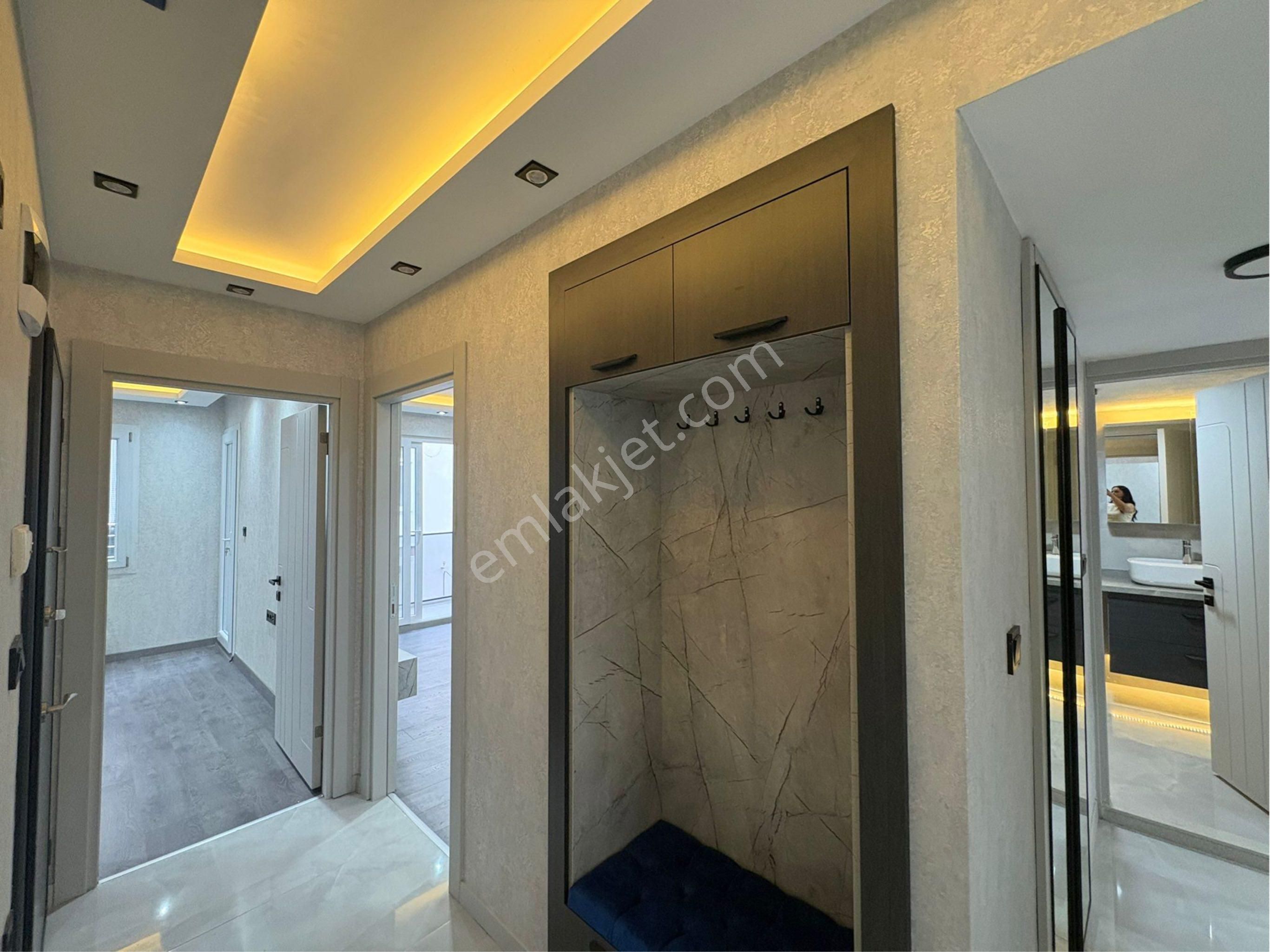 Turyaptan Balçova Merkezde Tamamen Yenilenmiş 3+1 Lüks Daire - Görsel 25