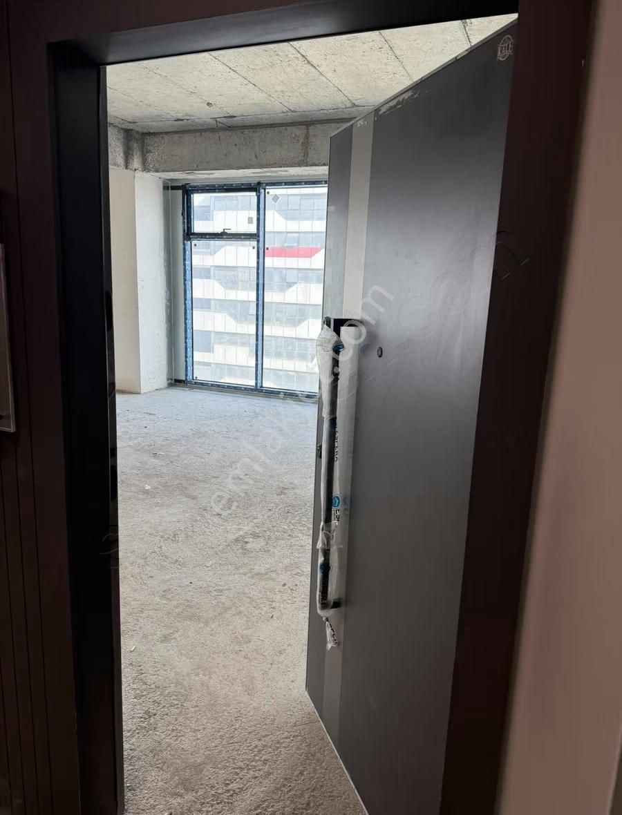 Bios İstmall Kiralık 130 M² Kiralık Plaza'da Ofis Katı - Görsel 2