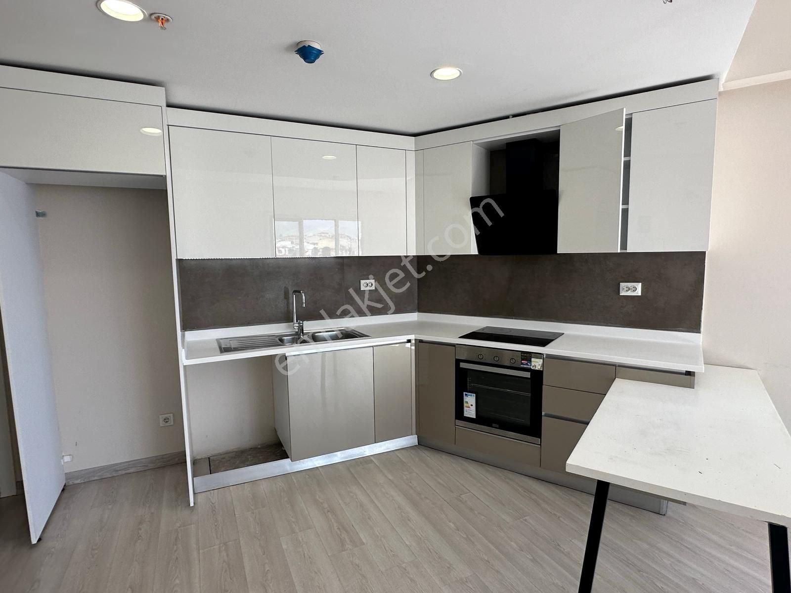 Mahmutbey Basınekspres Bölgesinde Ekspres 24 Satılık 2+1 Daire - Görsel 27