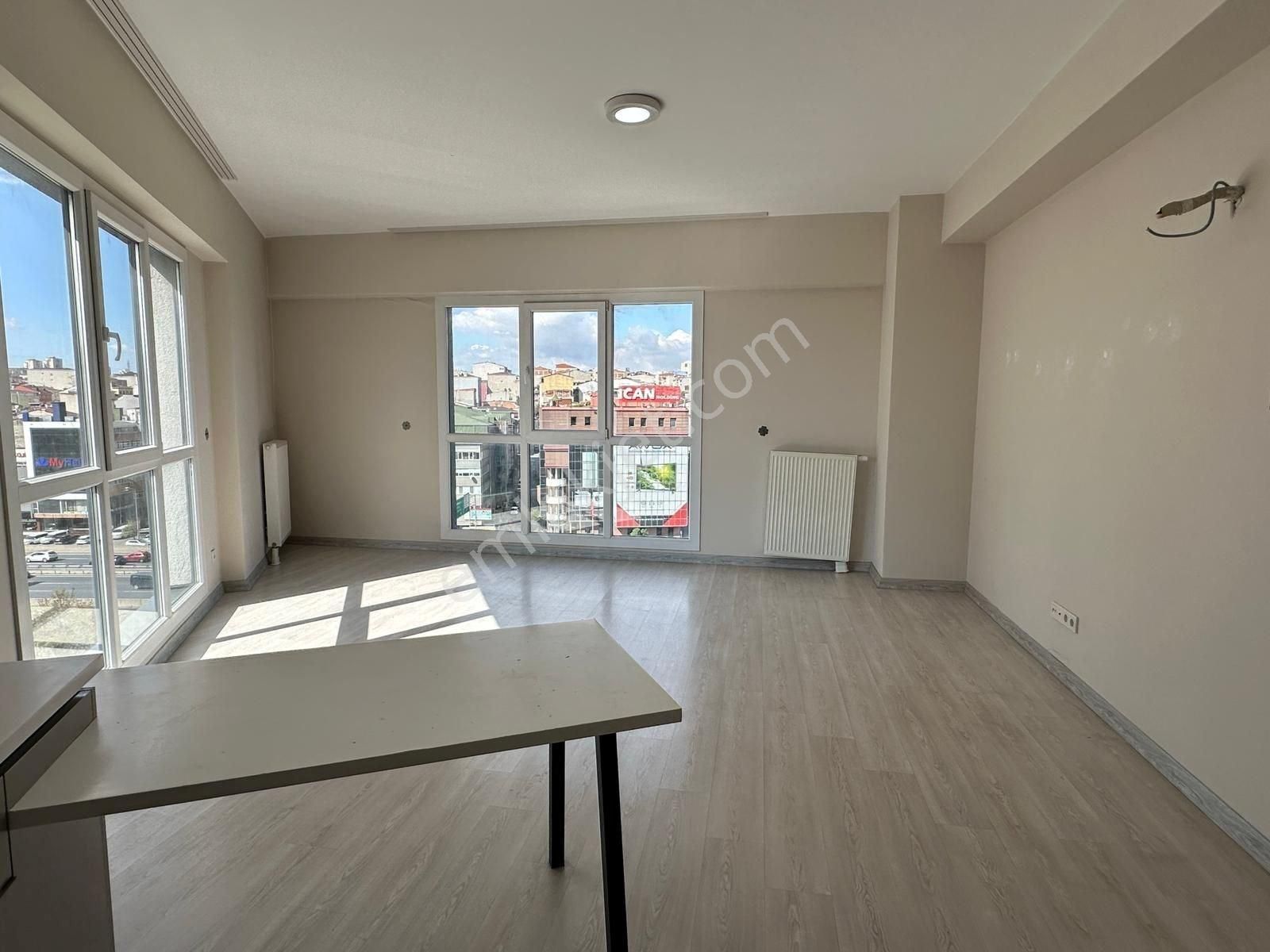 Mahmutbey Basınekspres Bölgesinde Ekspres 24 Satılık 2+1 Daire - Görsel 15