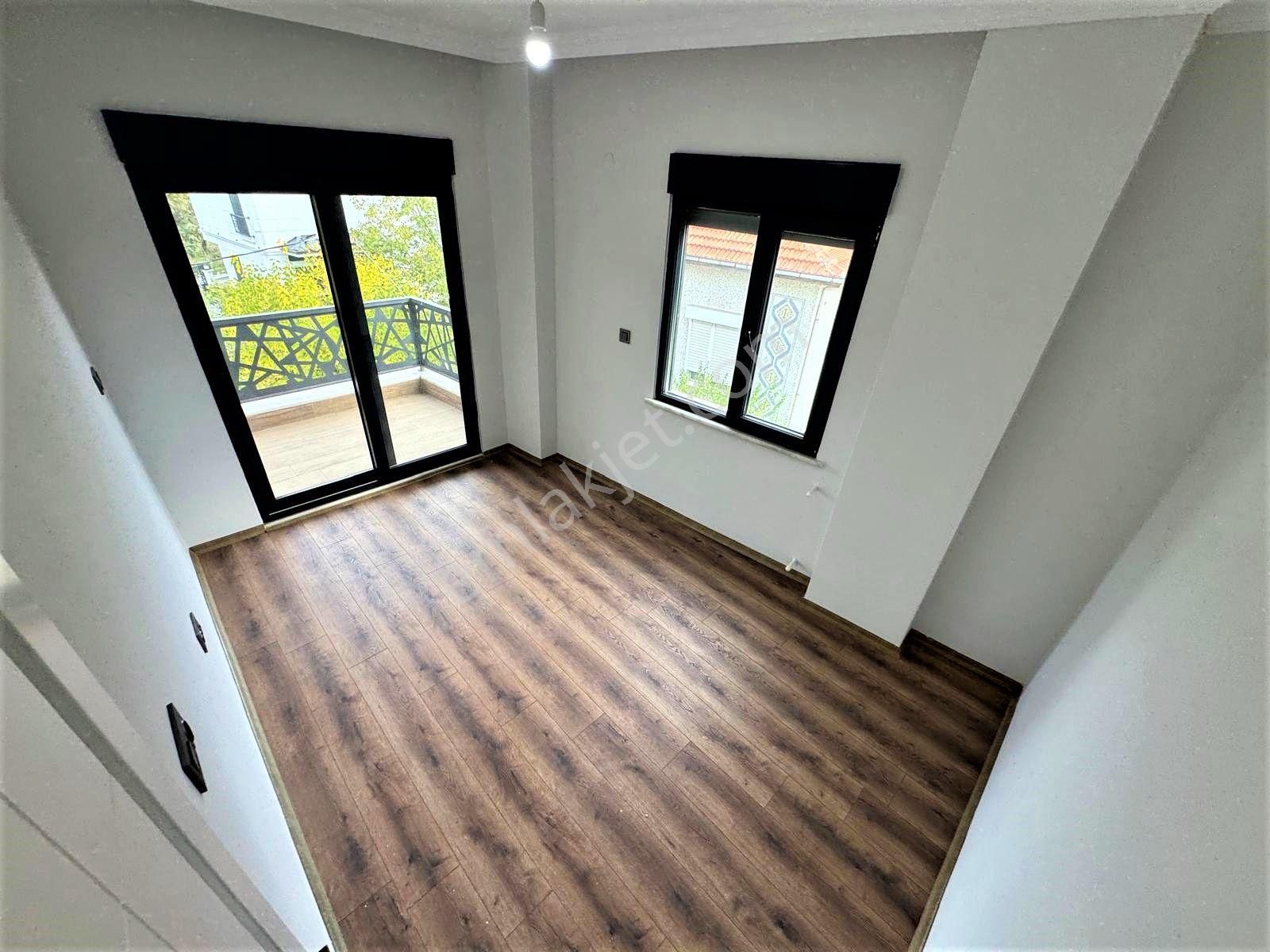 Alfa Gayrimenkul'den Akçay'da 200m2 60 M2 Bahçeli 4+1 Müstakil Villa - Görsel 10