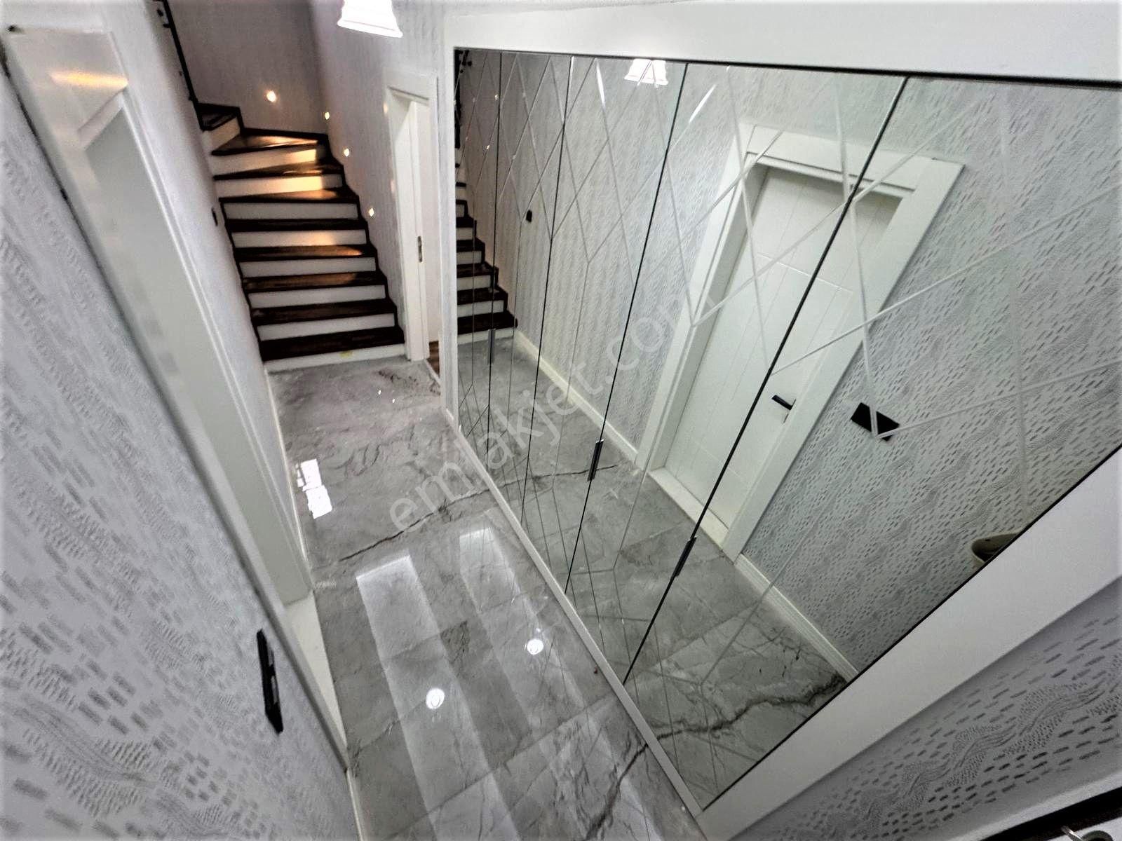 Alfa Gayrimenkul'den Akçay'da 200m2 60 M2 Bahçeli 4+1 Müstakil Villa - Görsel 30