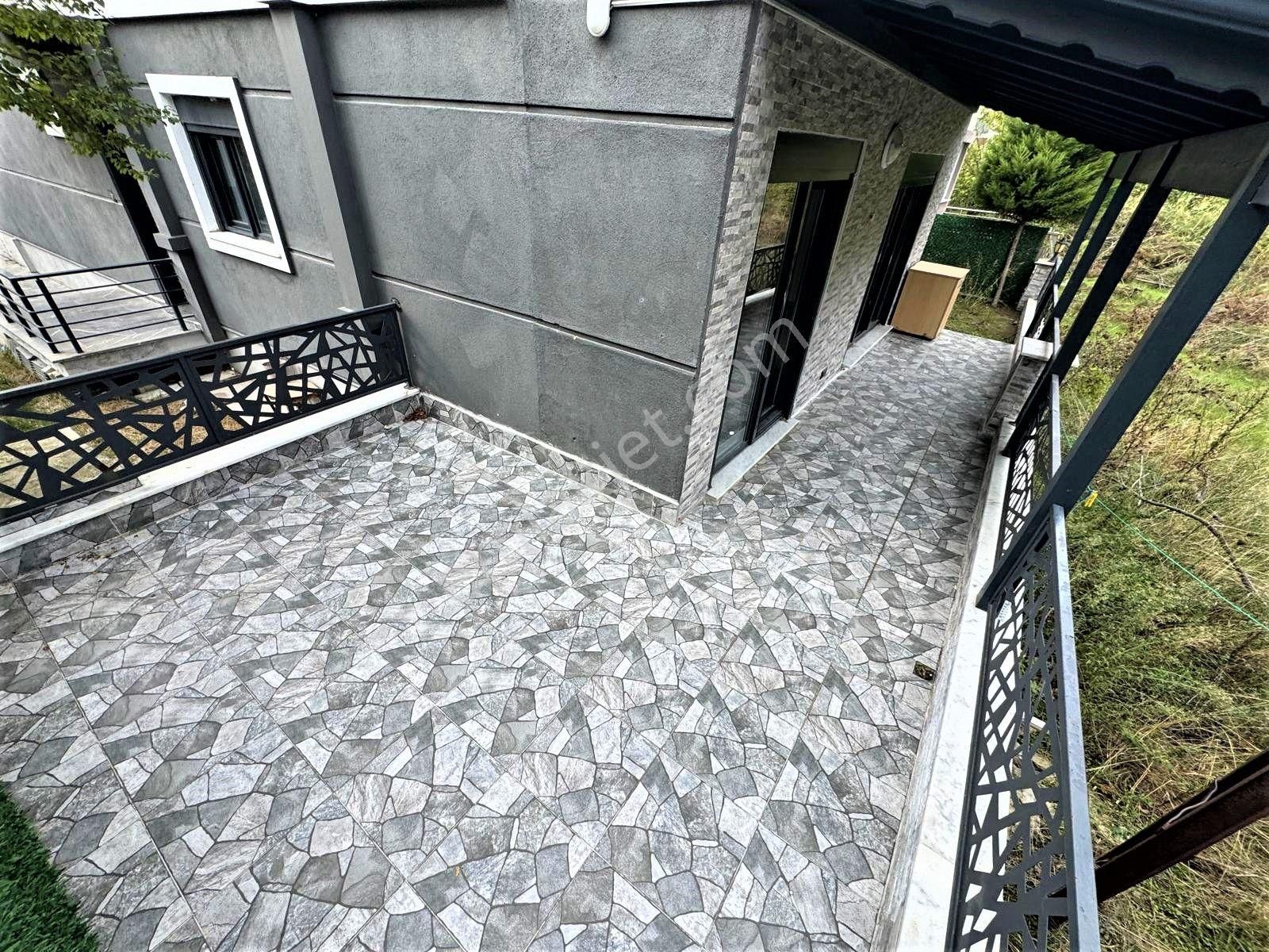 Alfa Gayrimenkul'den Akçay'da 200m2 60 M2 Bahçeli 4+1 Müstakil Villa - Görsel 34