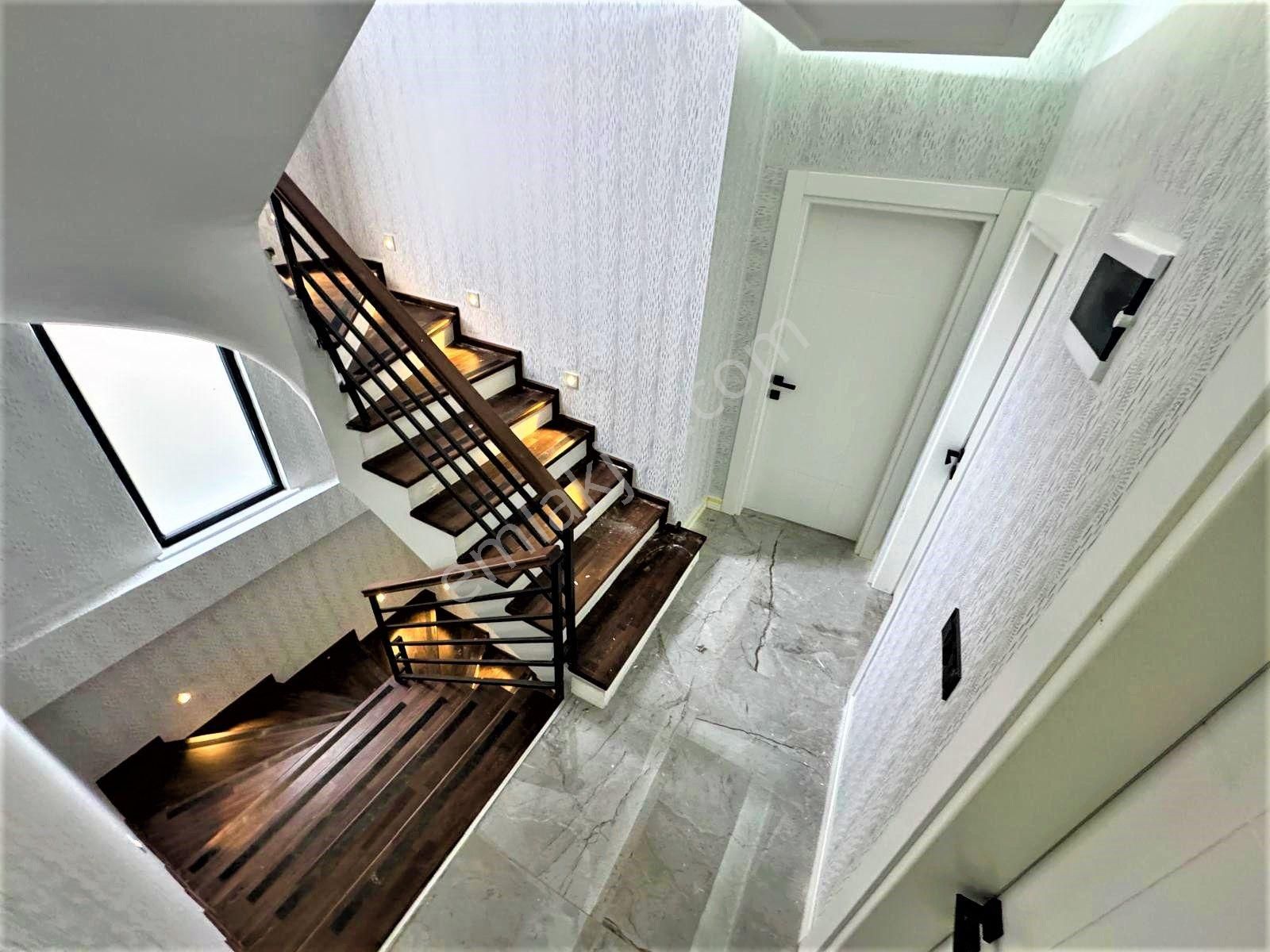 Alfa Gayrimenkul'den Akçay'da 200m2 60 M2 Bahçeli 4+1 Müstakil Villa - Görsel 26