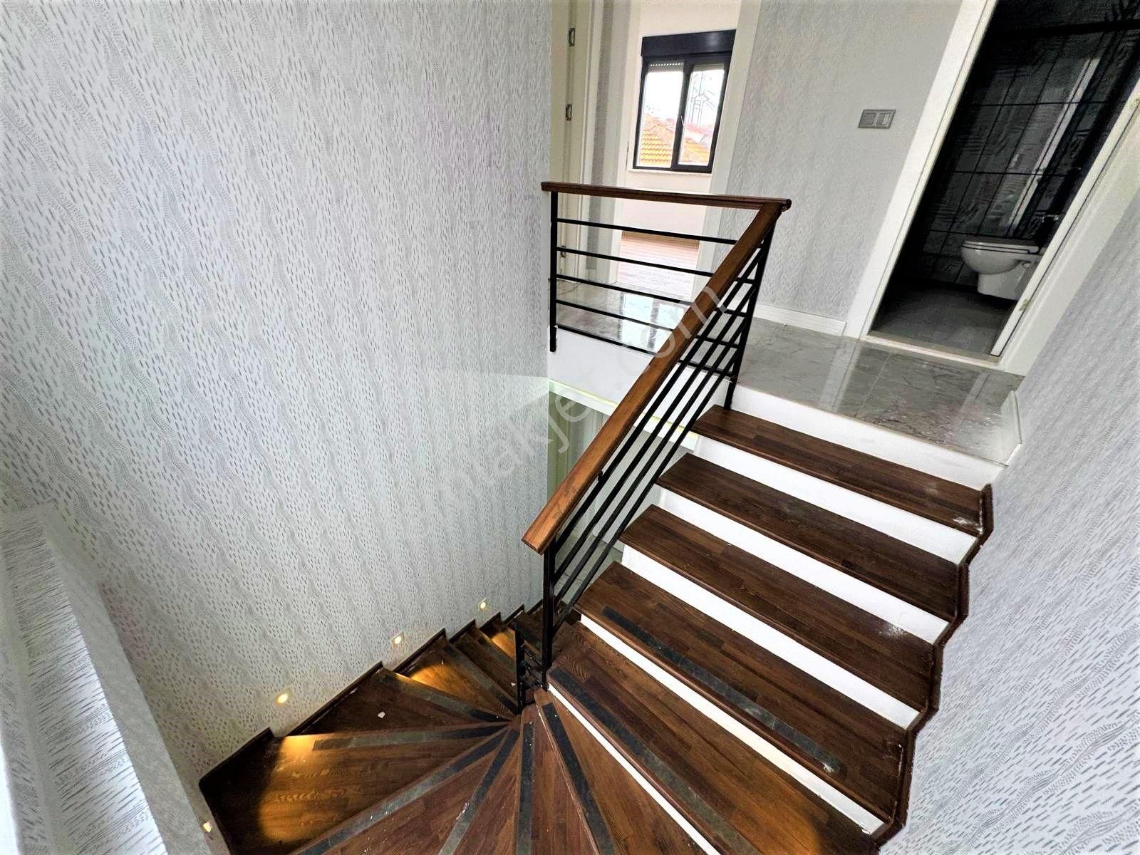 Alfa Gayrimenkul'den Akçay'da 200m2 60 M2 Bahçeli 4+1 Müstakil Villa - Görsel 17