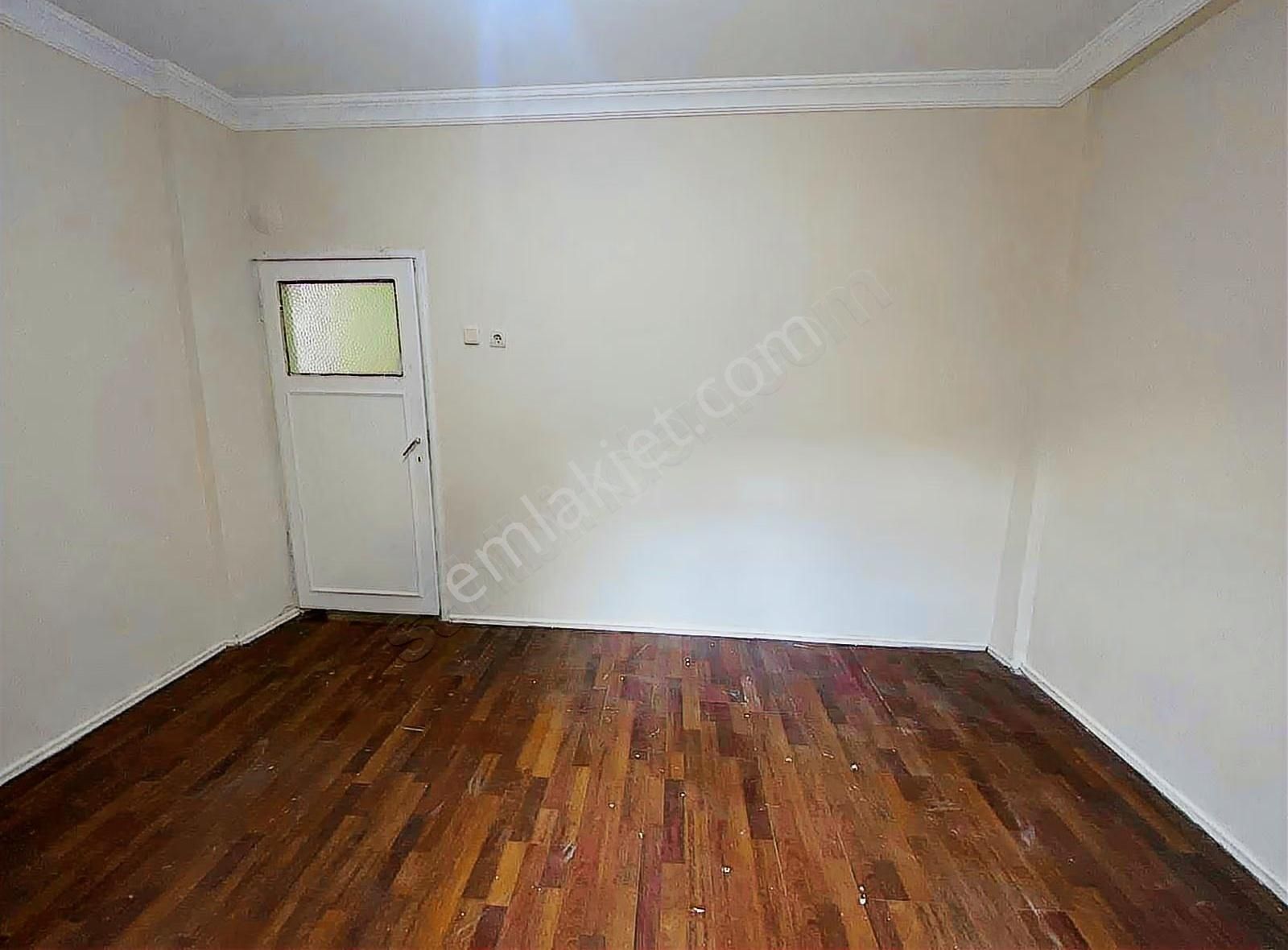 Hasanpaşa'da Kiralık Müstakil Girişli Daire - Görsel 5