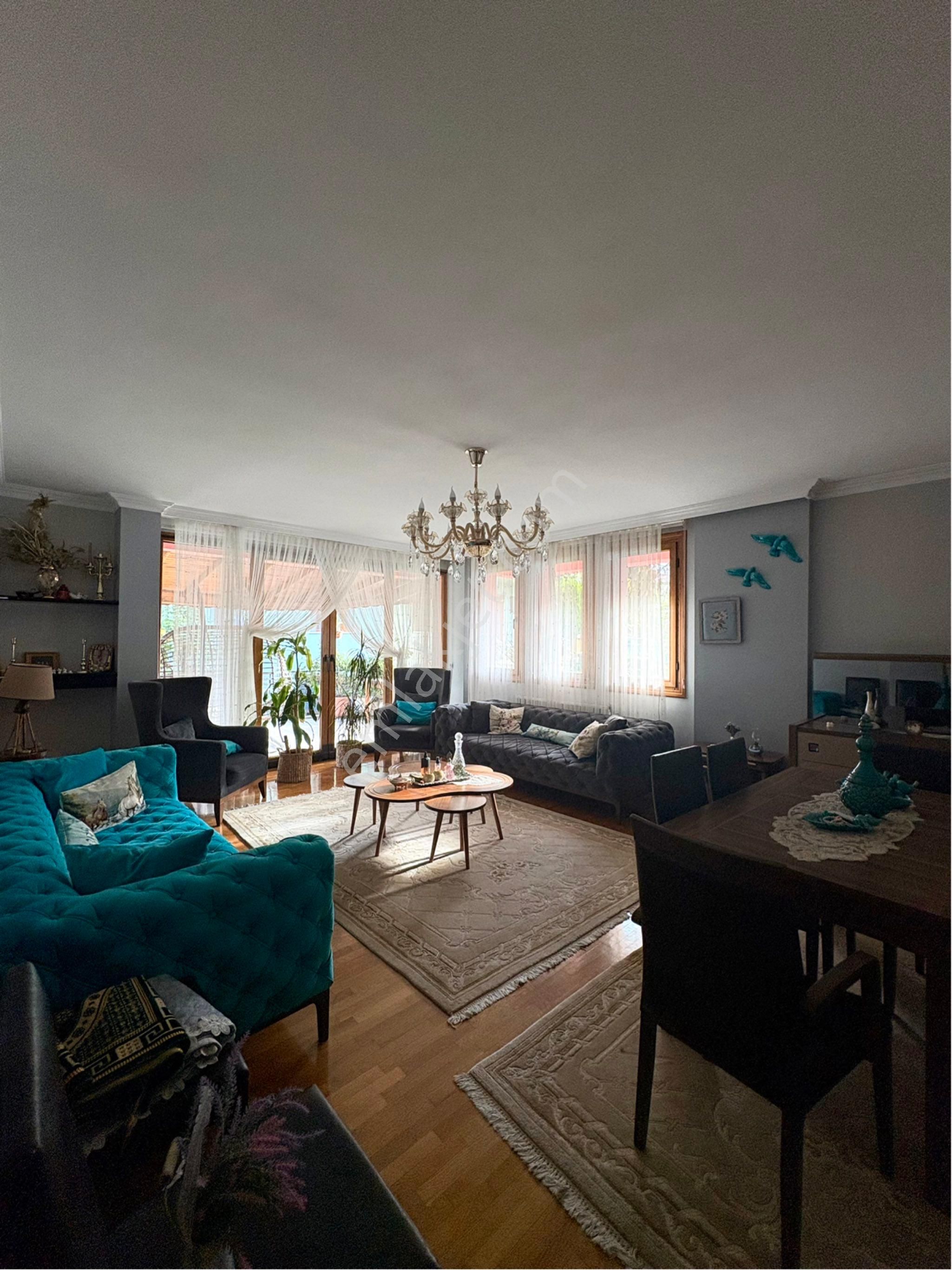 Yakuplu Konaklarında Harika Konumlu Bakımlı Villa - Görsel 20